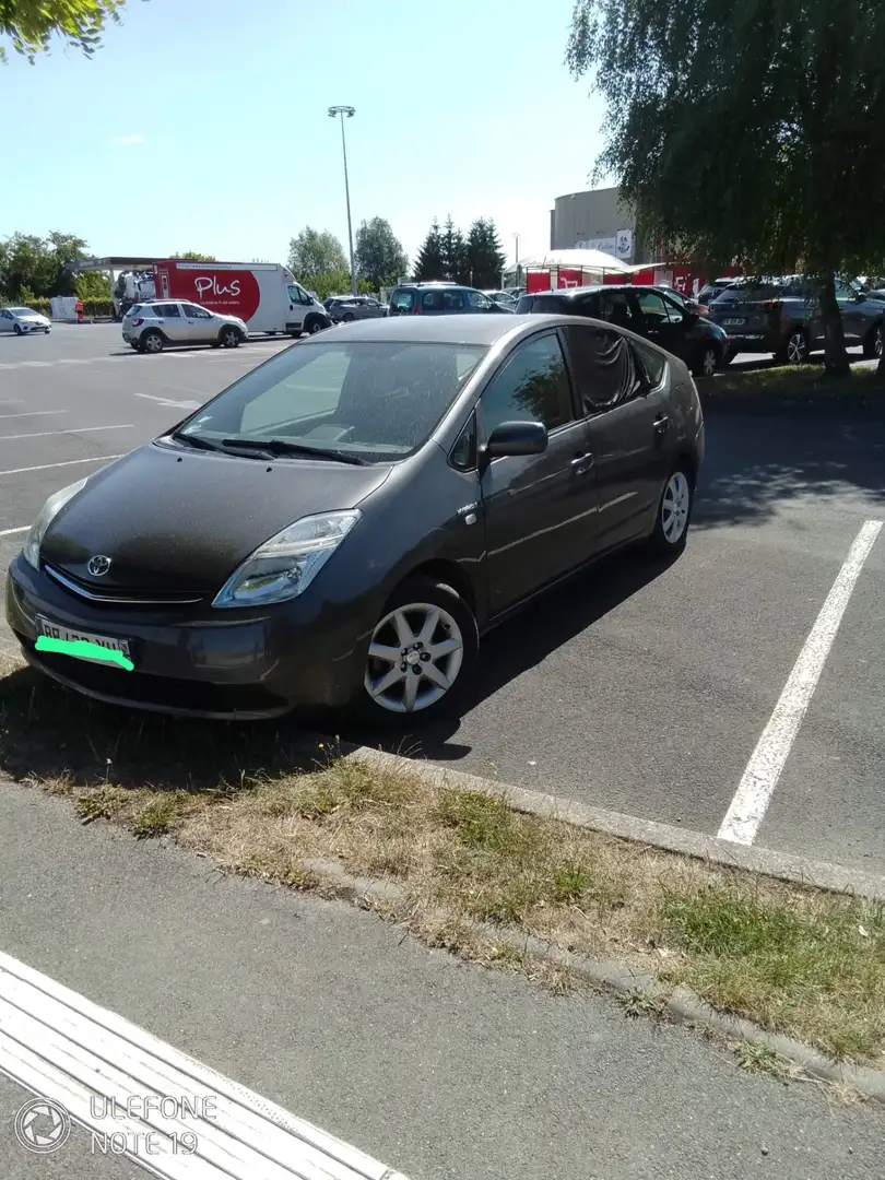Toyota Prius 110h 10ème Anniversaire - 2