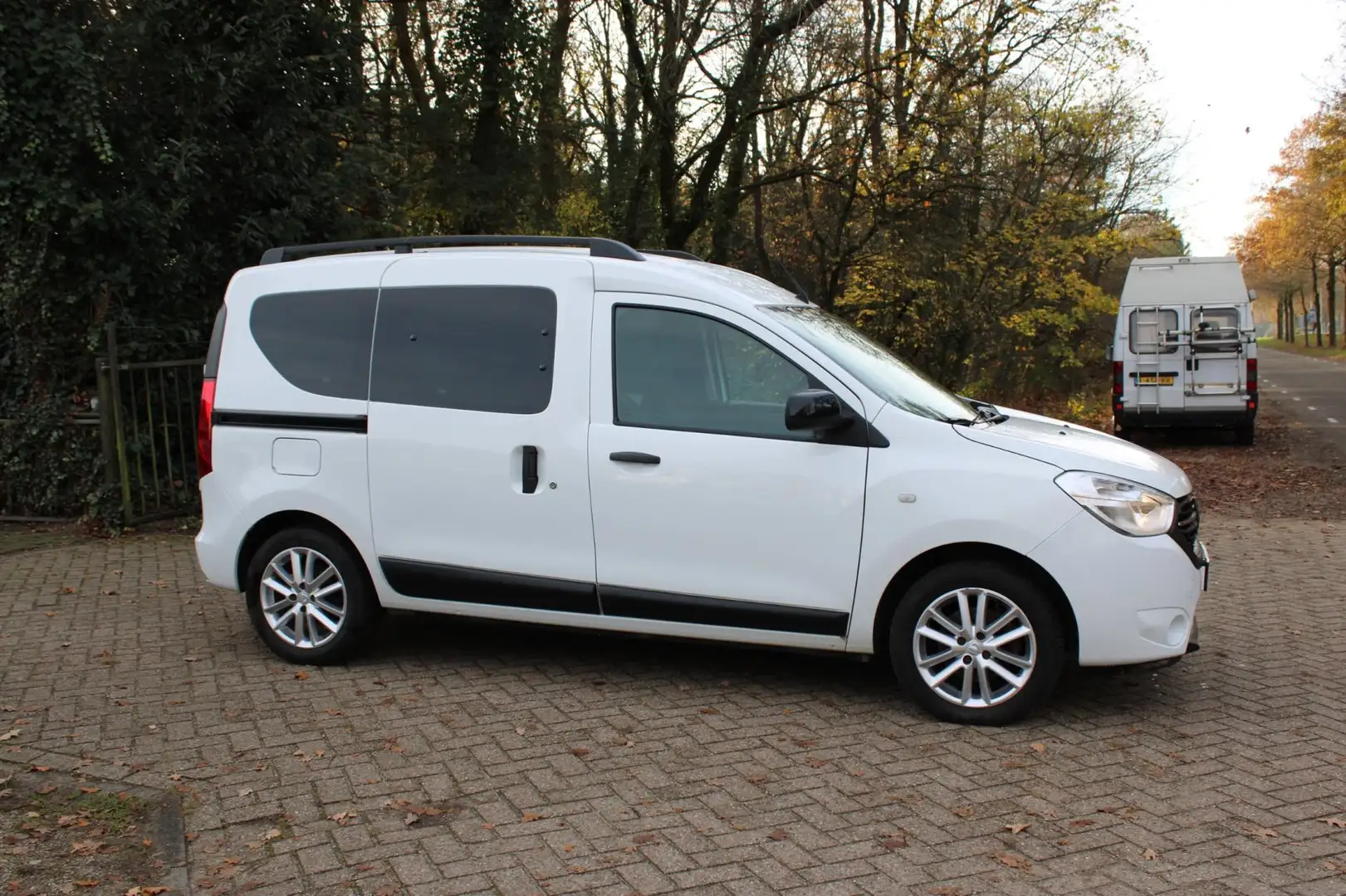 Dacia Dokker , Navi Airco, Cruise, Lm, 71094km Weiß - 2
