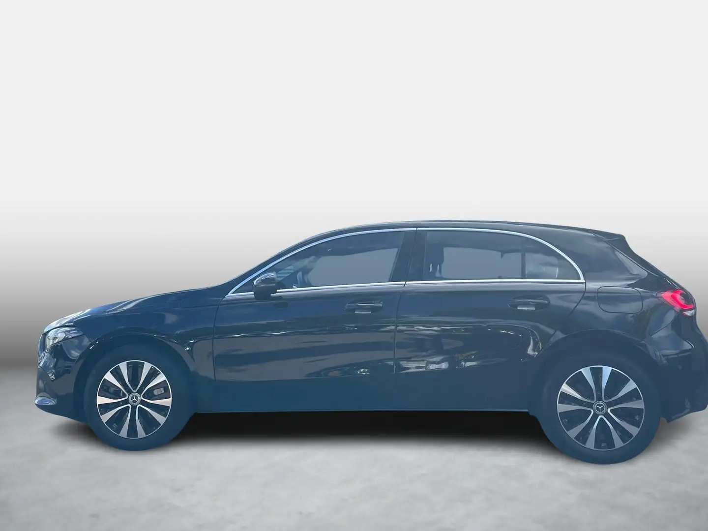 Mercedes-Benz A 250 e Luxury Line Zwart - 2