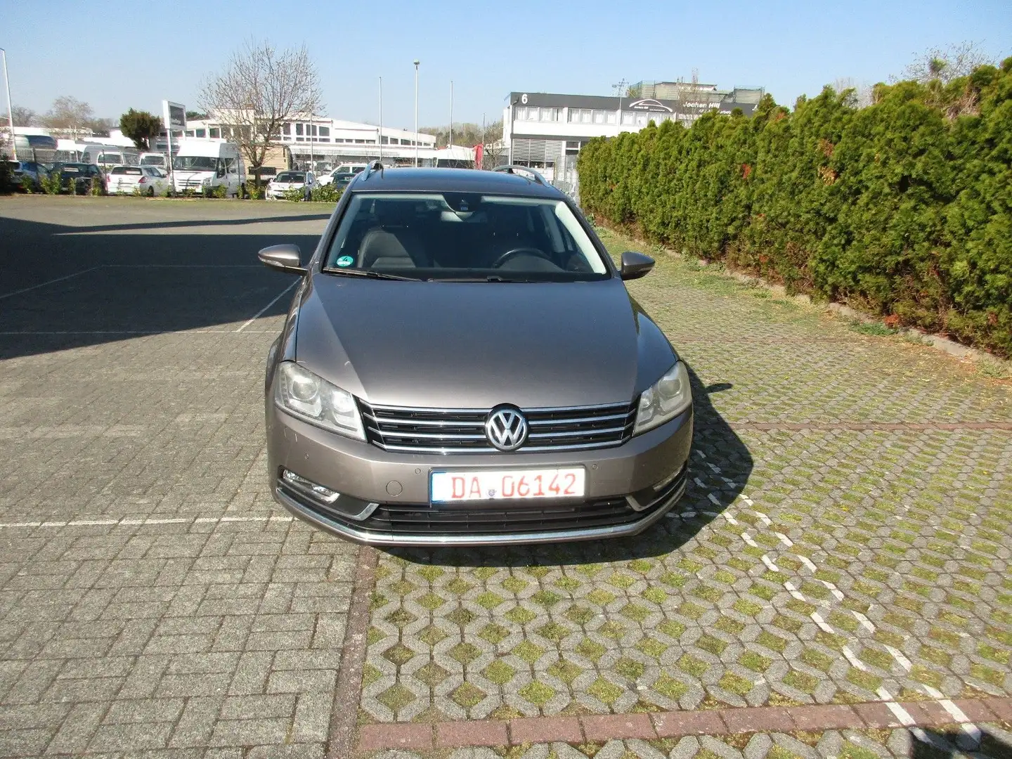 Volkswagen Passat Variant Volkswagen Passat VARIANT 2.0 TDI BLUEMOTION TEC Braun - 2