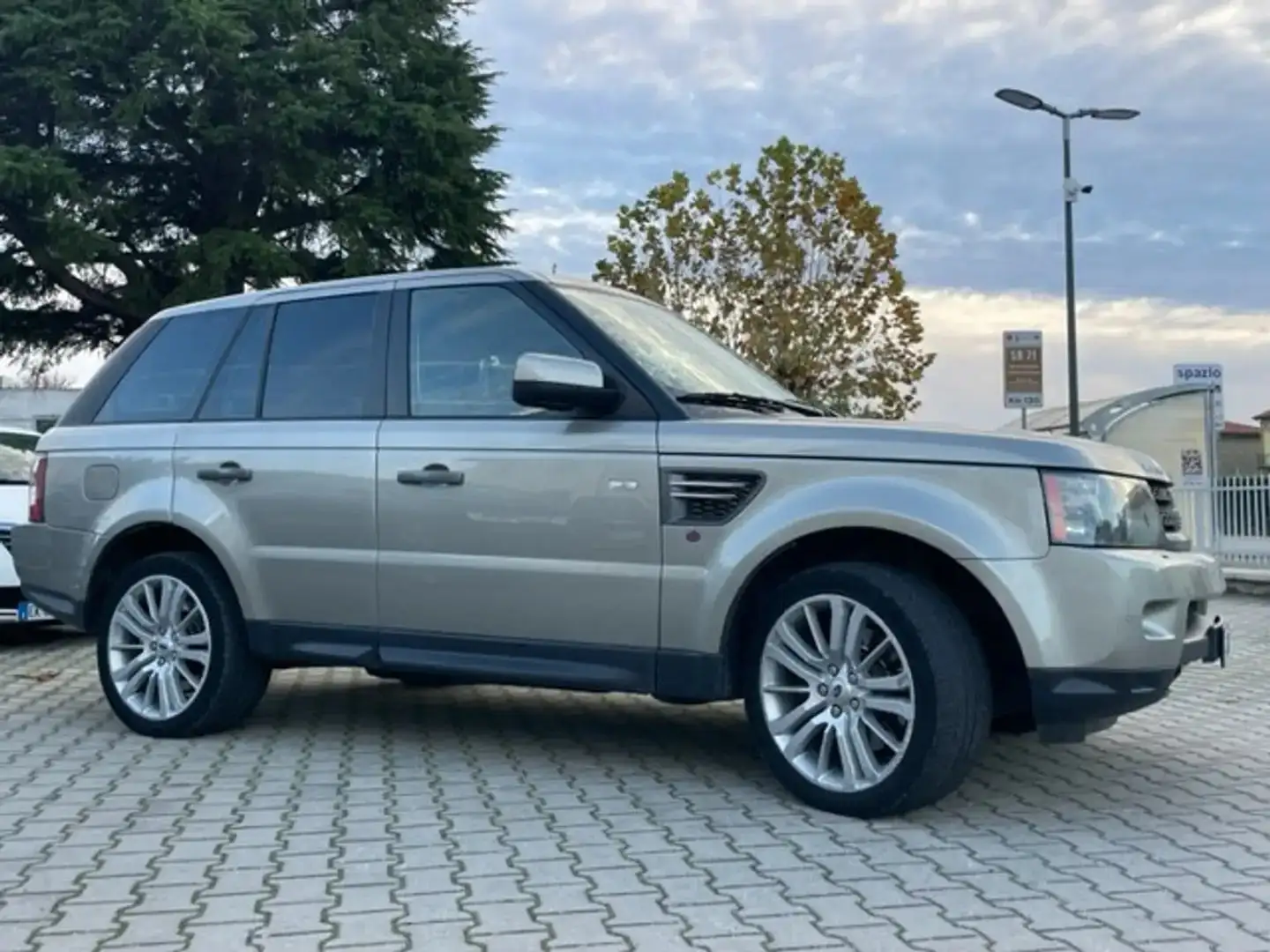 Land Rover Range Rover Sport Range Rover Sport 3.0 SDV6 HSE full optional Gris - 1