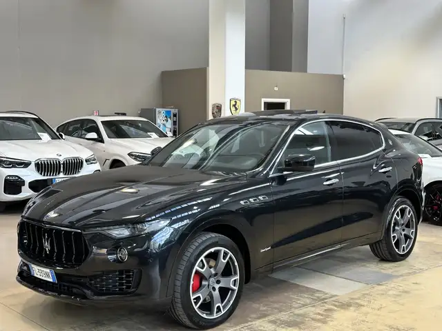 Maserati Levante 3.0 V6 Gransport 250cv - Tetto - Carplay - IVA