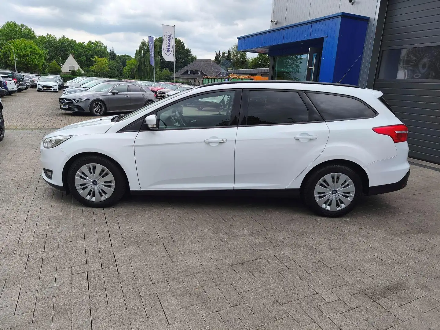 Ford Focus Turnier Navi/Kam/SHZ/LHZ/Bluetooth Bianco - 2