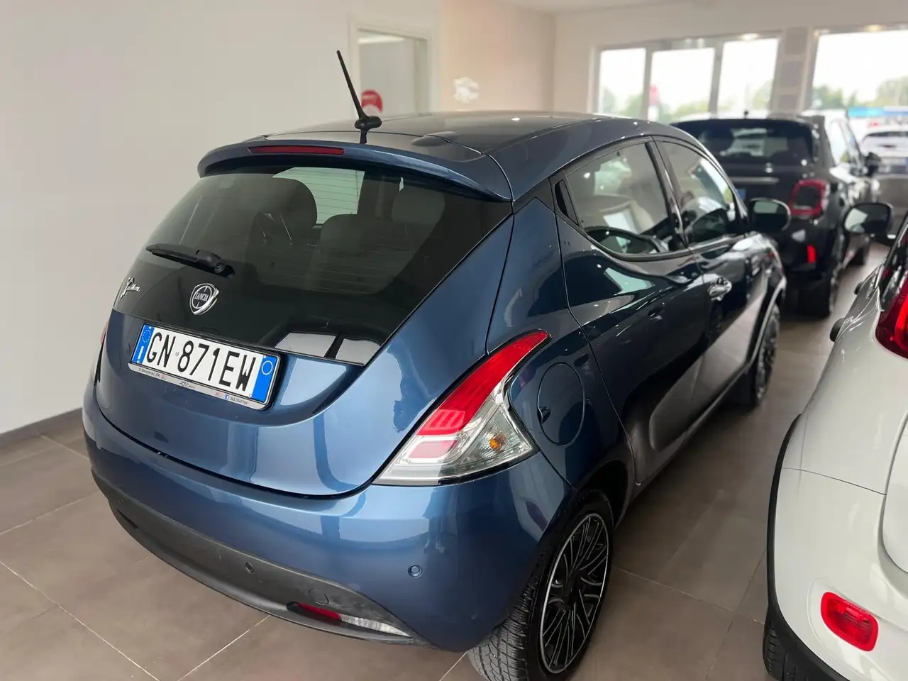 Lancia Ypsilon 2023