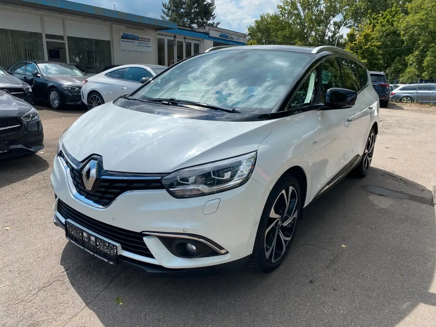 Renault Grand Scenic IV *Bose/AHK/20"/LED/ACC/Pano/HuD* Schwarz - 2