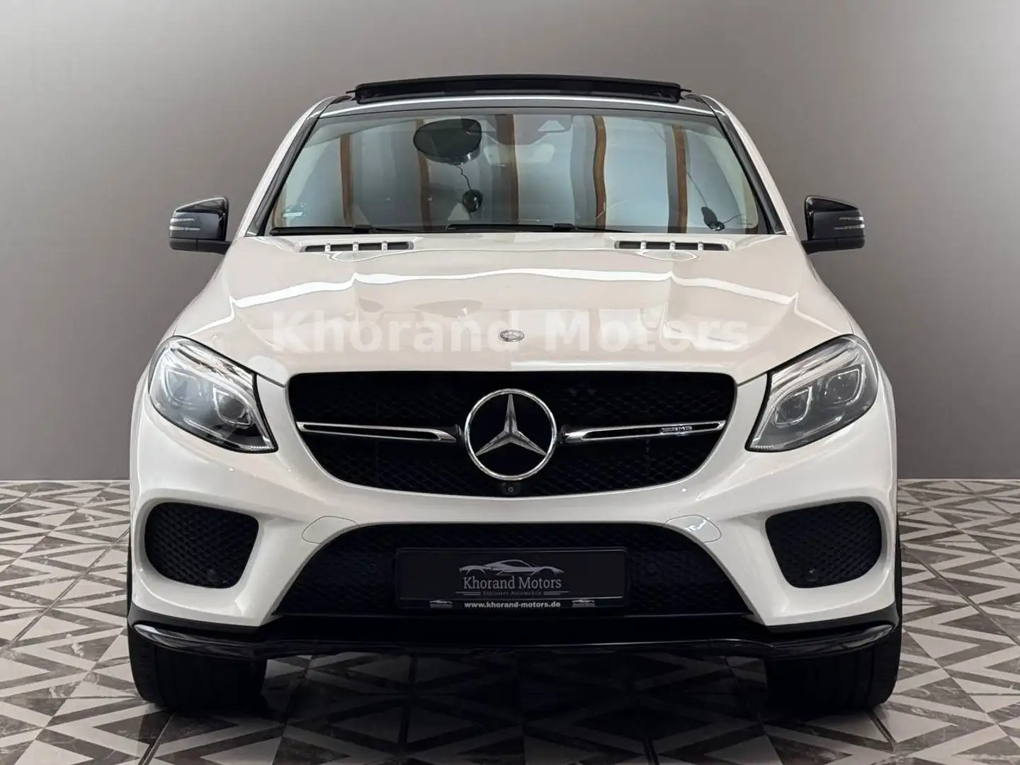 Mercedes-Benz GLE 43 AMG GLE Coupe 43 AMG Night-Paket Sonderausstattung Blanc - 2