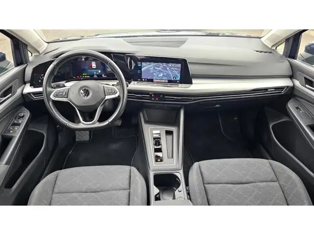 Volkswagen Golf view 4