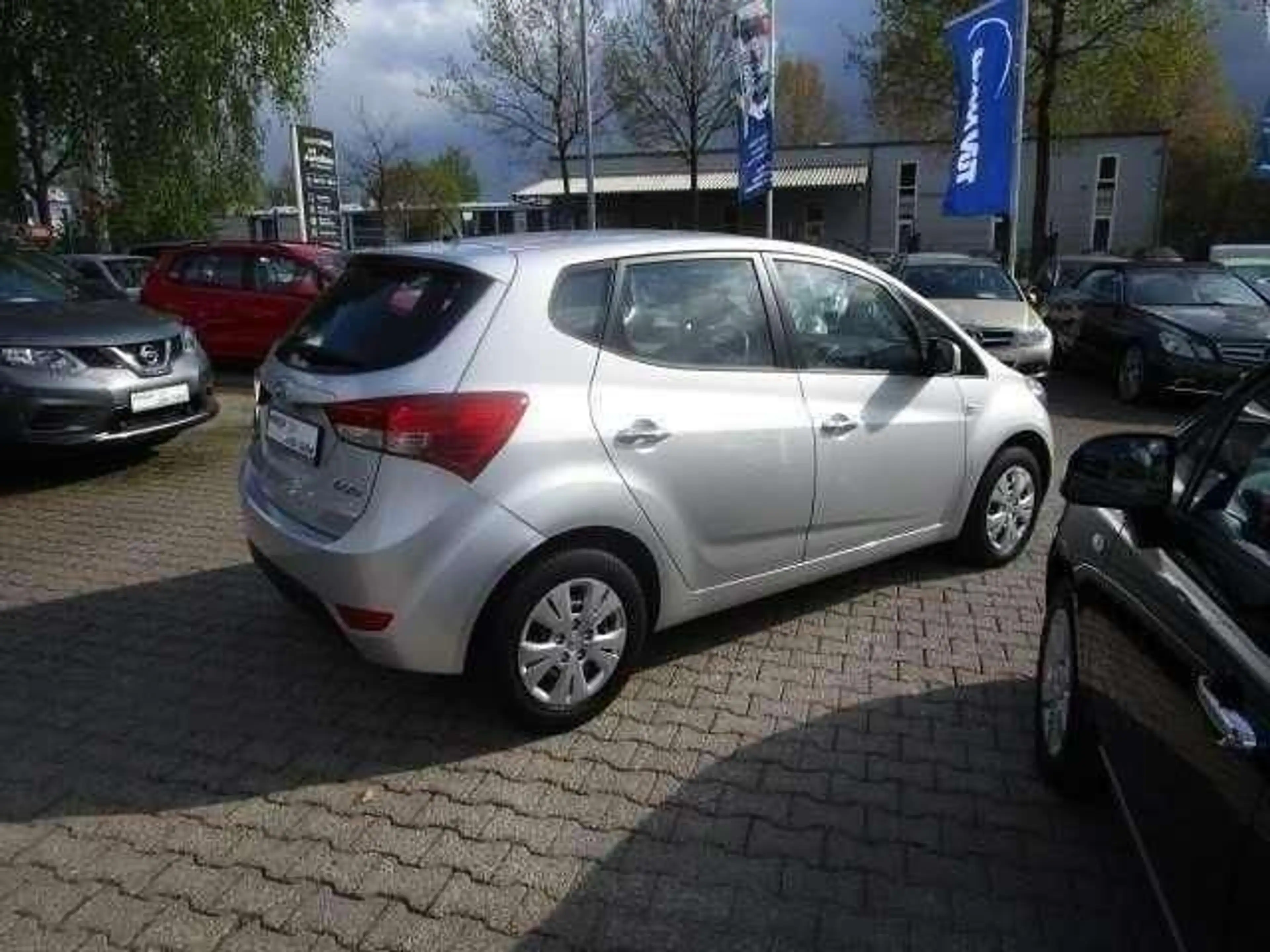Hyundai iX20 iX20 iX20 iX20 iX20 FIFA world Cup Edition — photo 7