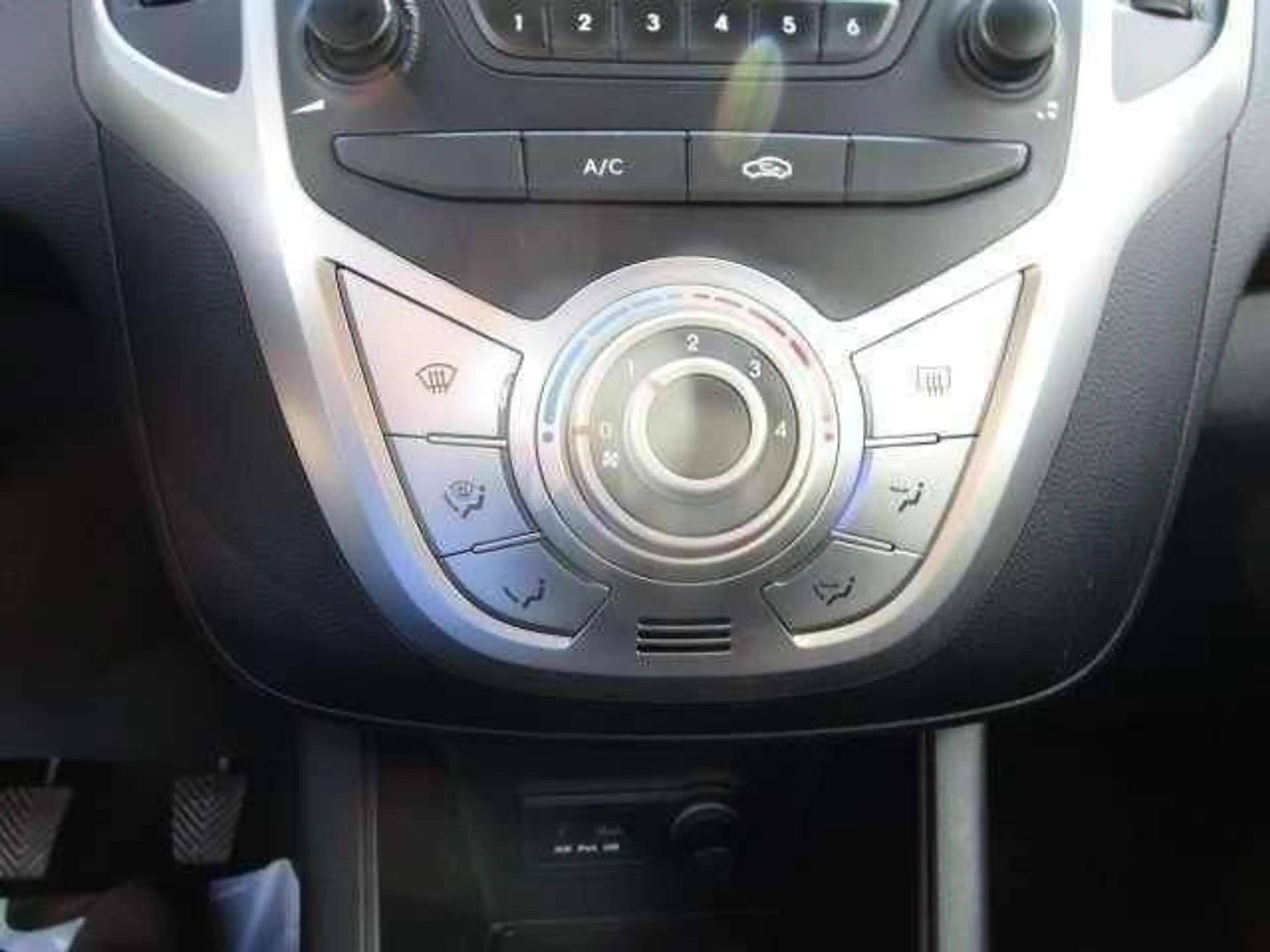 Hyundai iX20 iX20 iX20 iX20 iX20 FIFA world Cup Edition — photo 14