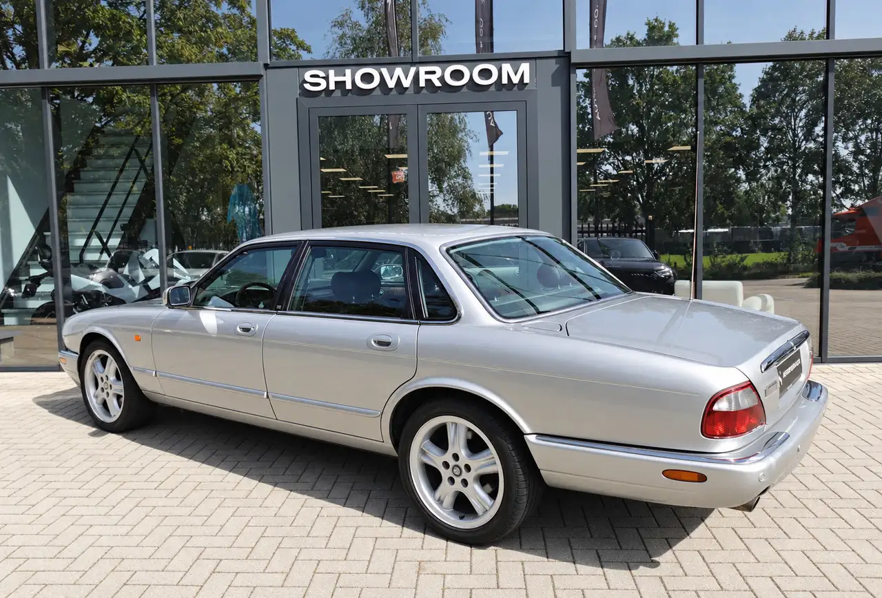 Jaguar XJ 3.2 V8 Executive AIRCO SPORT ELEKTR. RAMEN, foto 2
