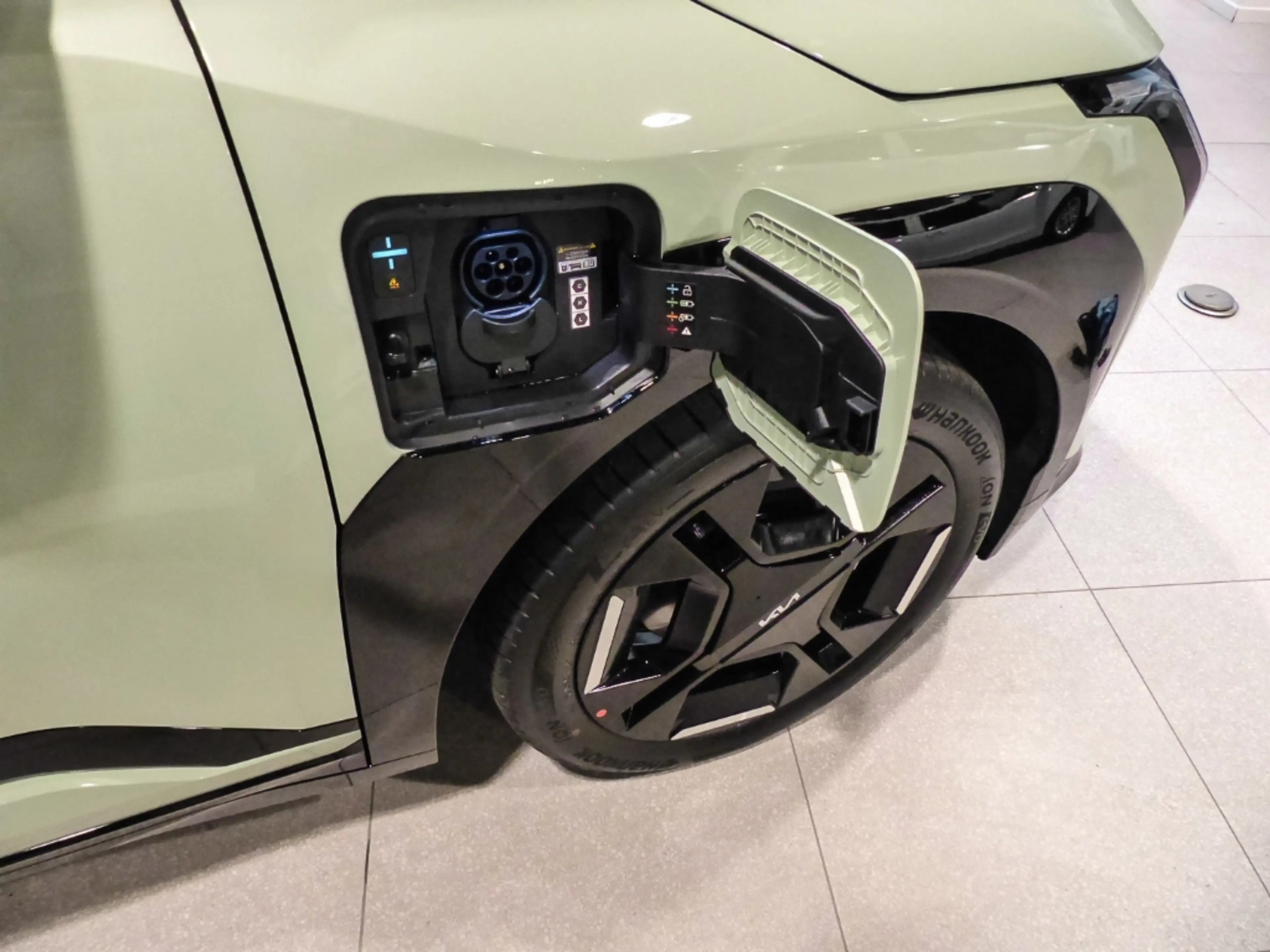 Kia EV3 GT-line 81kwh DriveWise Park Pro Komfort — photo 15