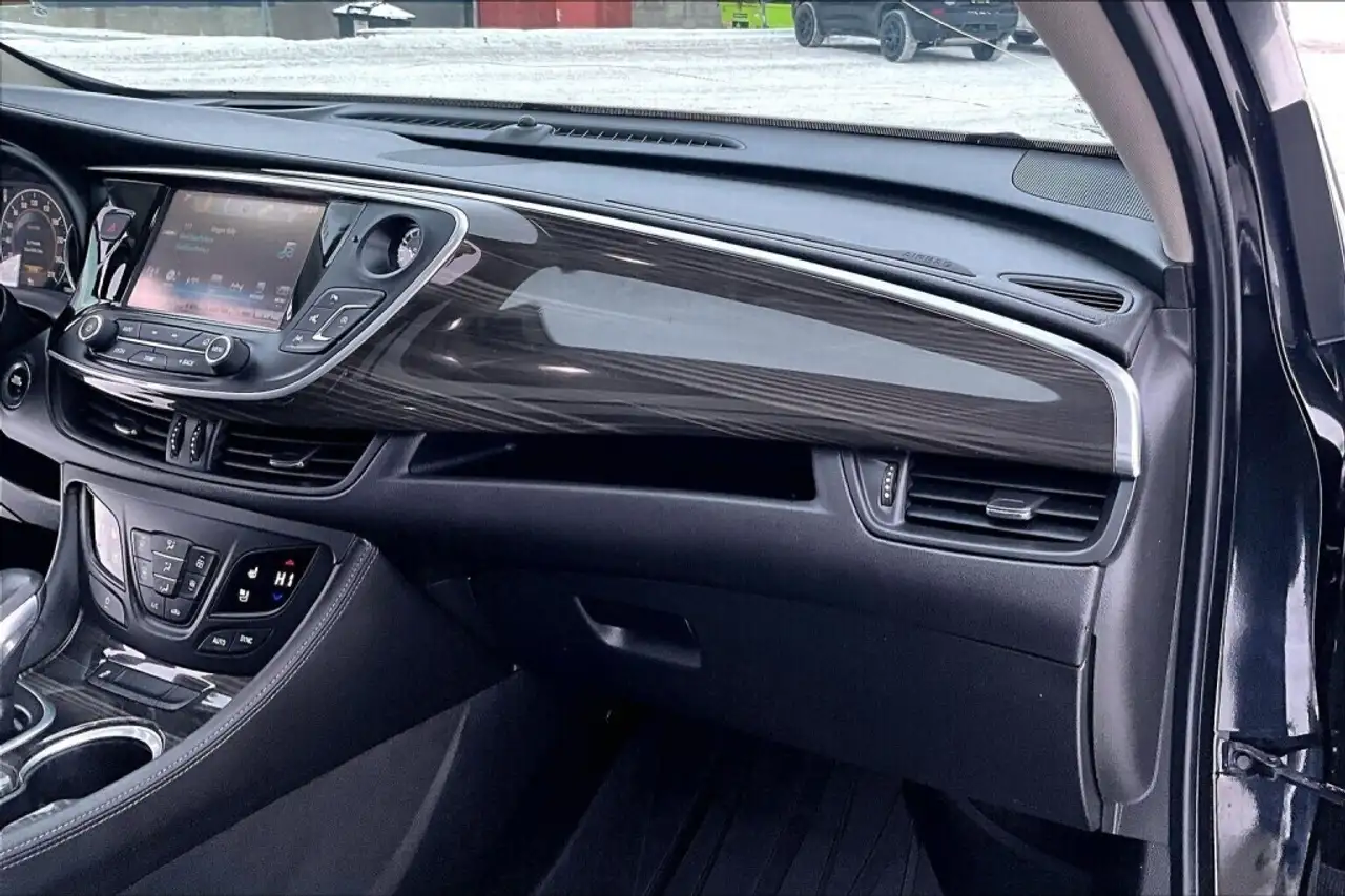 Buick Envision photo Buick Envision