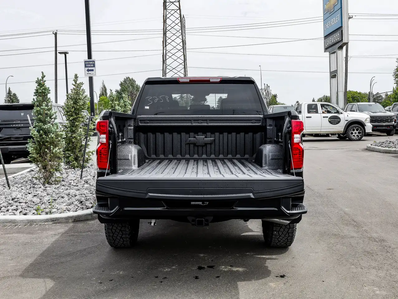 Chevrolet Silverado 1500 photo Chevrolet Silverado 1500