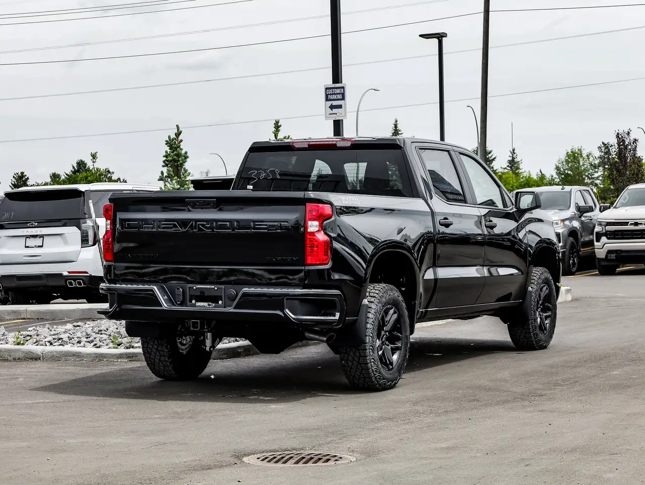 Chevrolet Silverado 1500 photo Chevrolet Silverado 1500