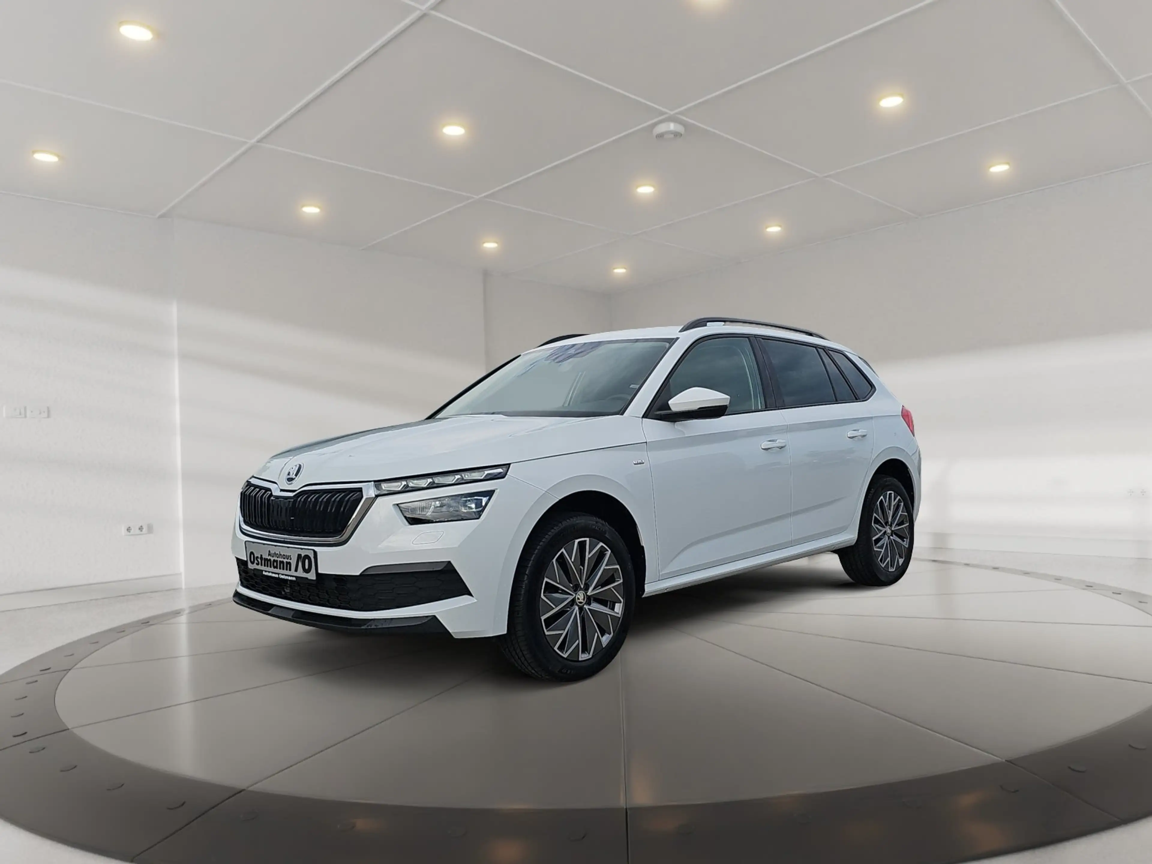 Skoda Kamiq Tour 1.0 TSI CarPlay LED SHZ