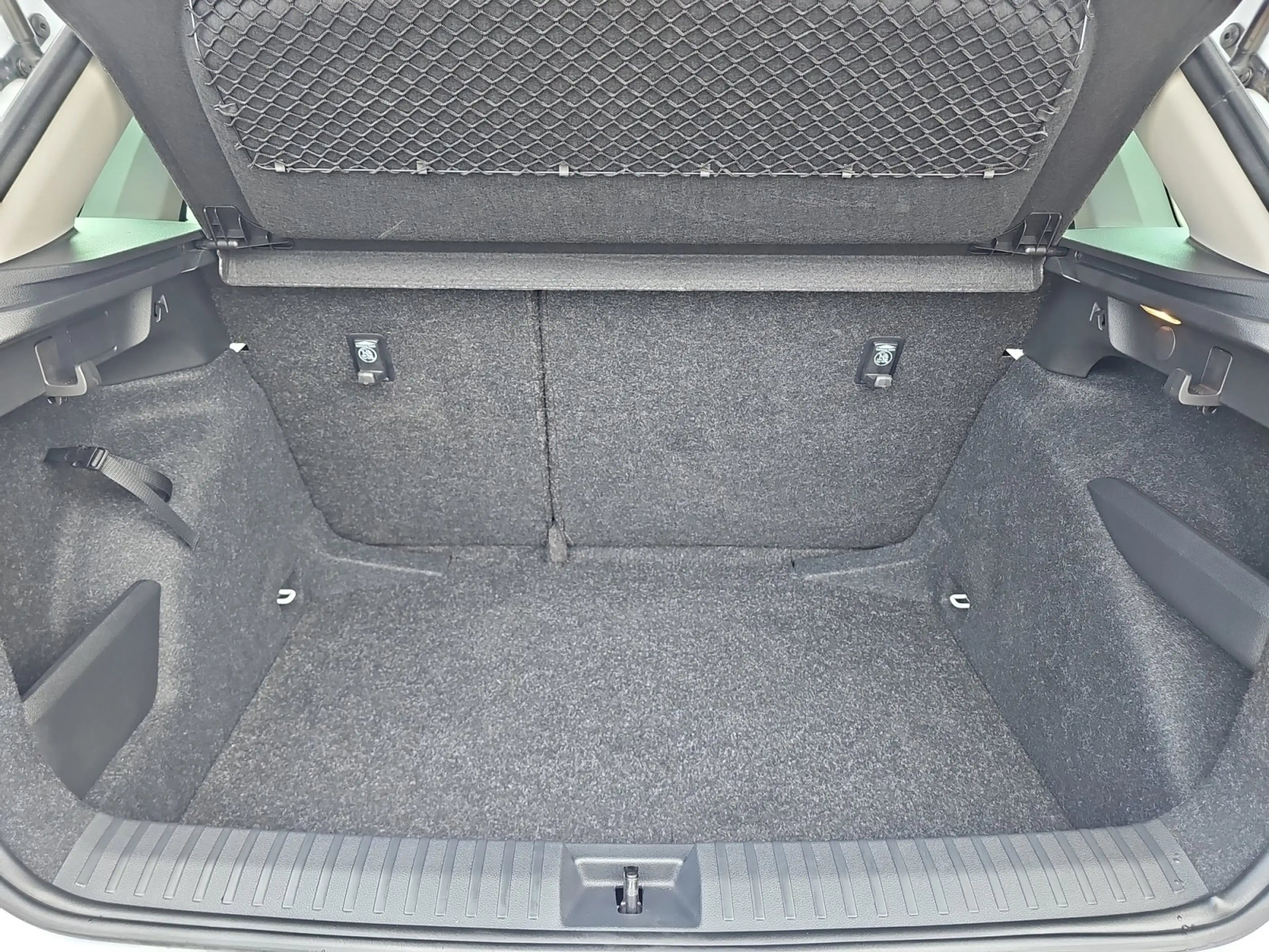 Skoda Kamiq Tour 1.0 TSI CarPlay LED SHZ — photo 15