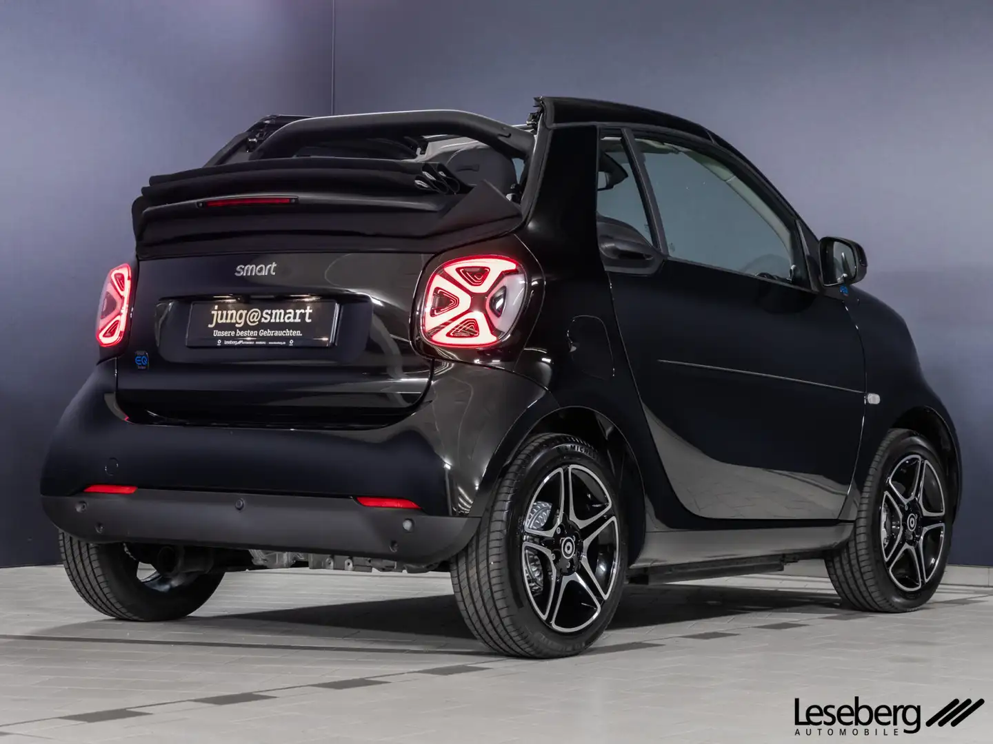 smart forTwo ForTwo Cabriolet EQ Pulse LED /22 kW/Kamera /JBL Schwarz - 2