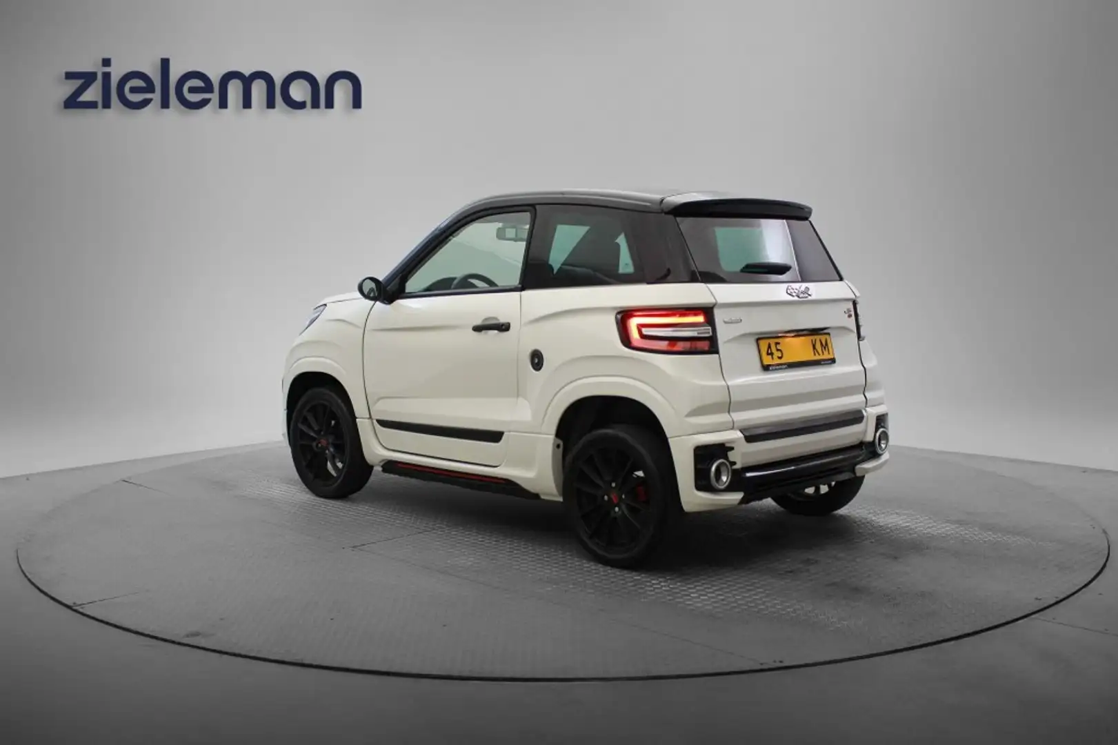 Ligier JS 60 dCi Sport Ultimate - 2022 - 6.903 Km - Camera, Lee Weiß - 2