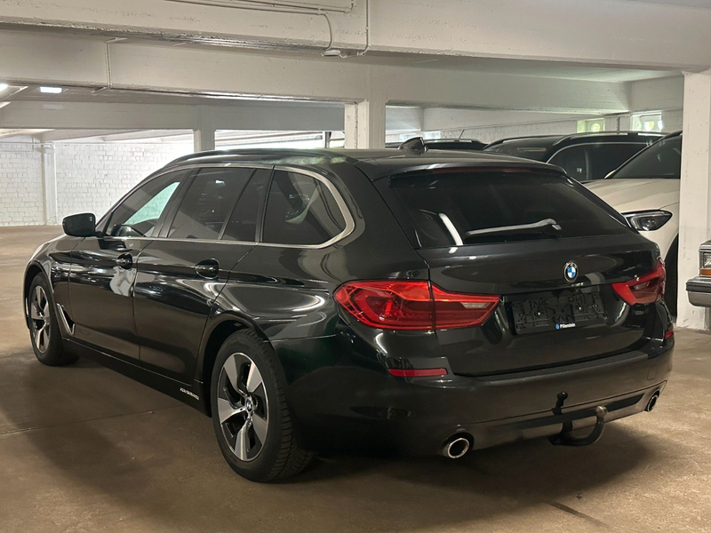 BMW 520 d Aut. Touring *Paket-Business* *Leder* *AHK* — photo 5