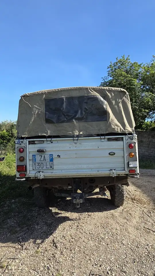 Land Rover Defender 130 2.5 td5 E Crew Cab, foto 4
