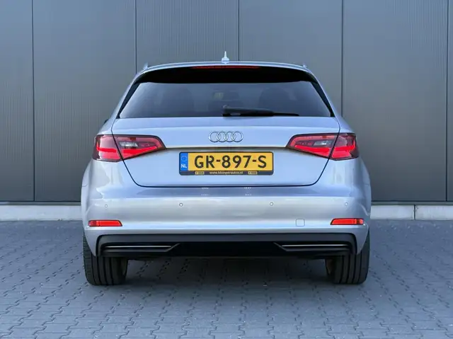 Audi A3 view 8
