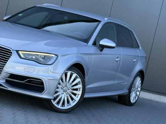 Audi A3 view 6