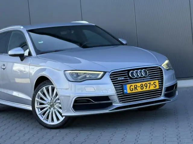 Audi A3 view 12