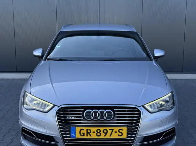 Audi A3 view 14