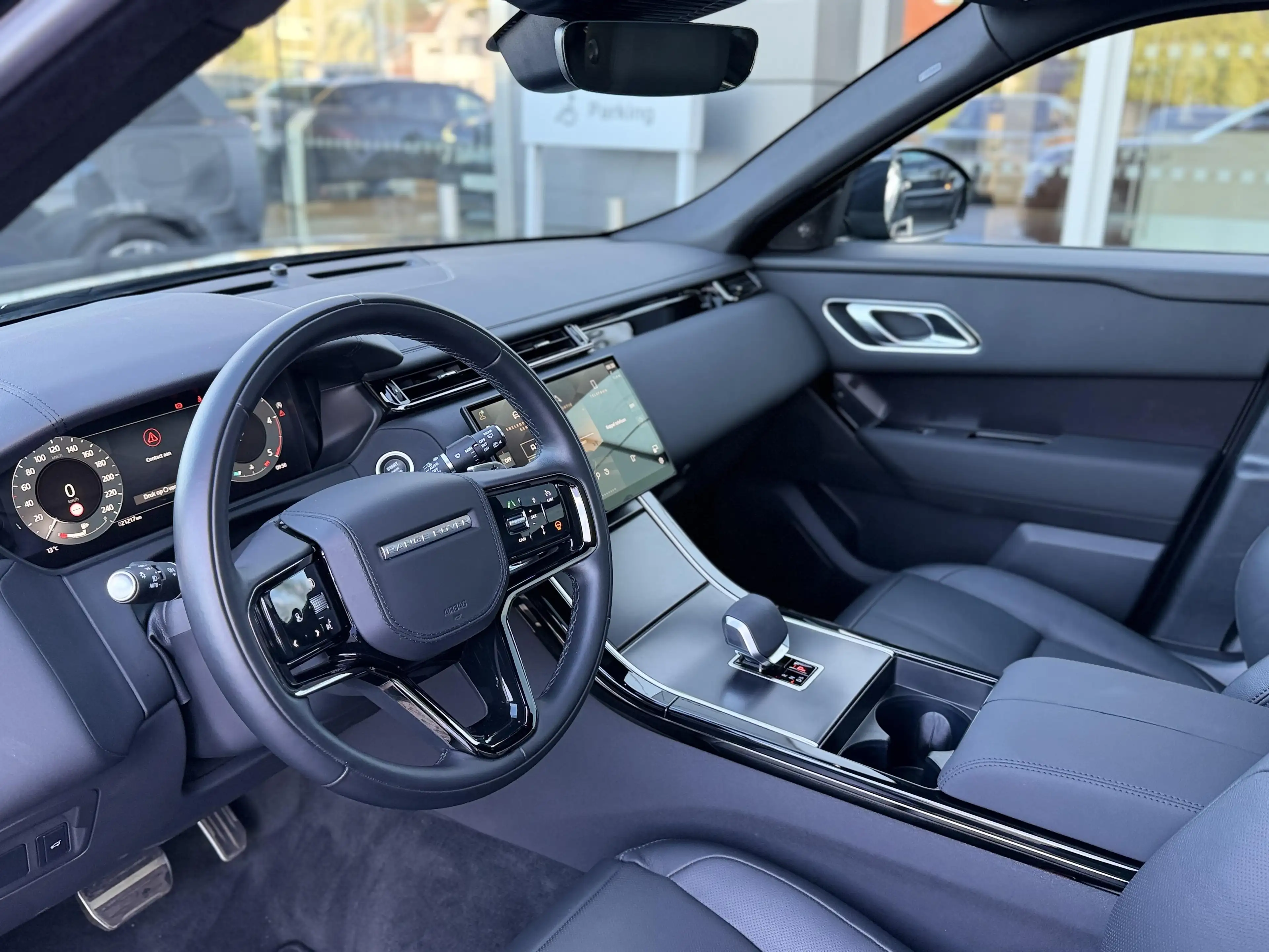 Land Rover Range Rover Velar D200 Dynamic SE — photo 6