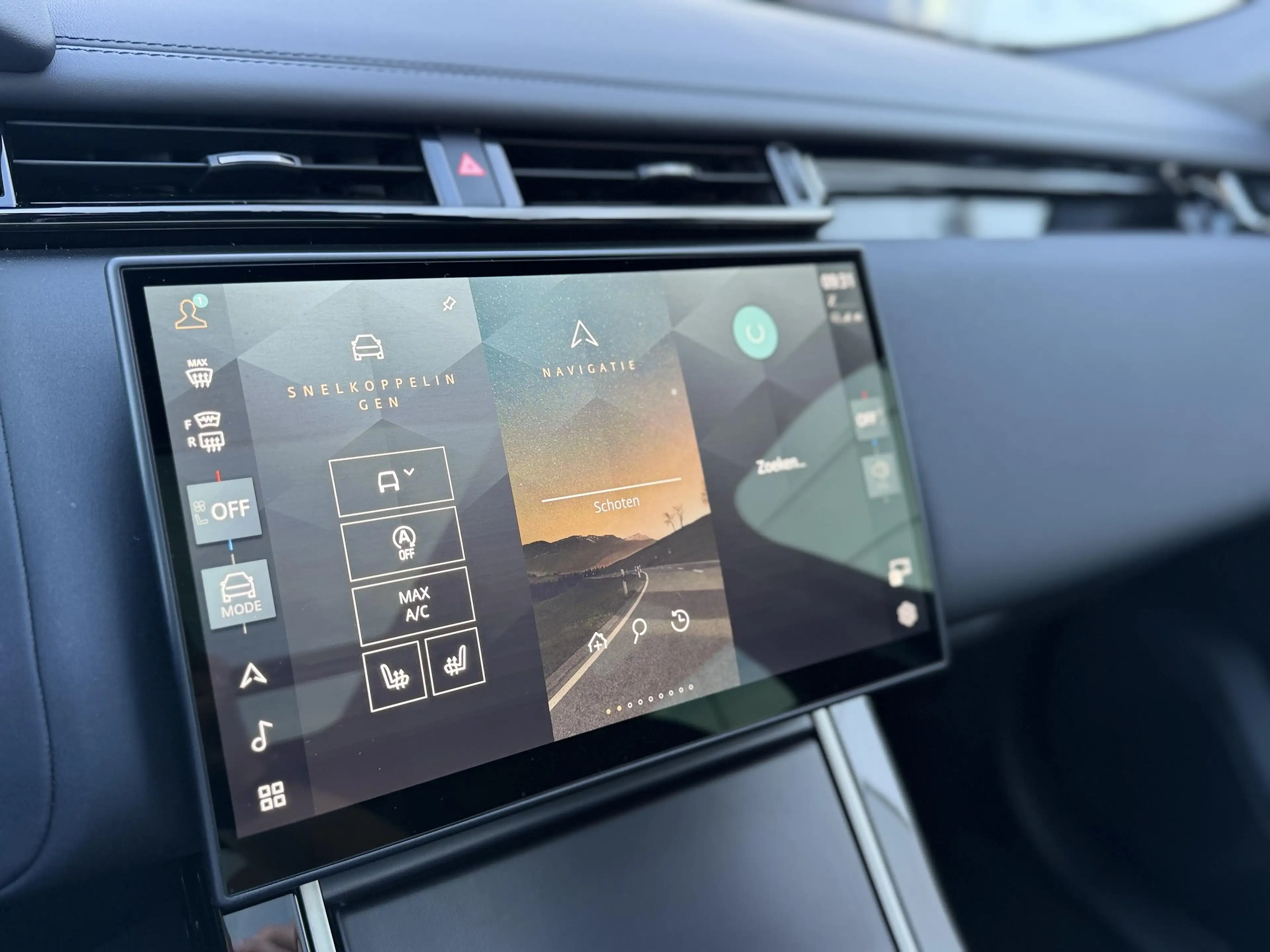 Land Rover Range Rover Velar D200 Dynamic SE — photo 13