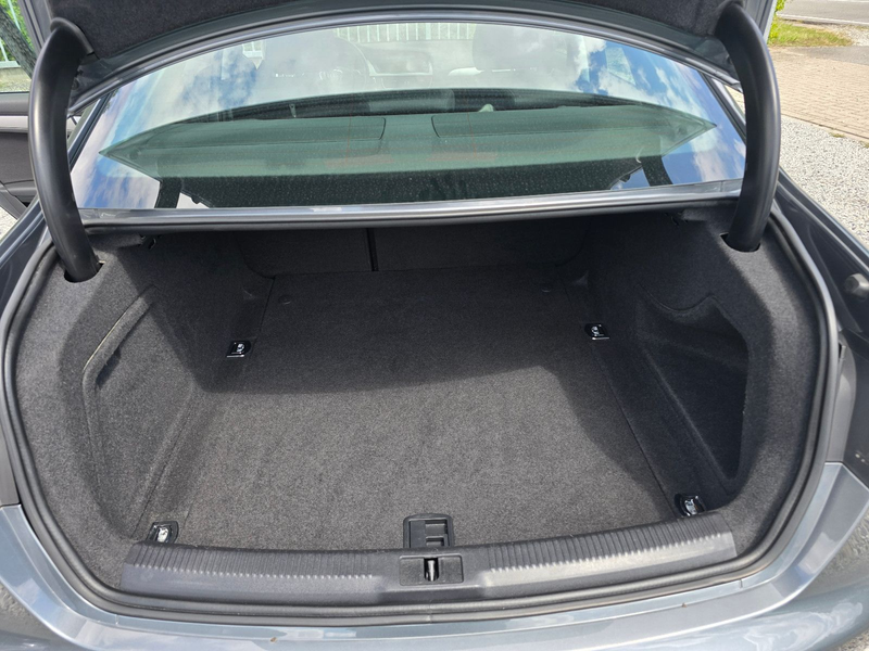 Audi A4 Lim. Ambiente — photo 10
