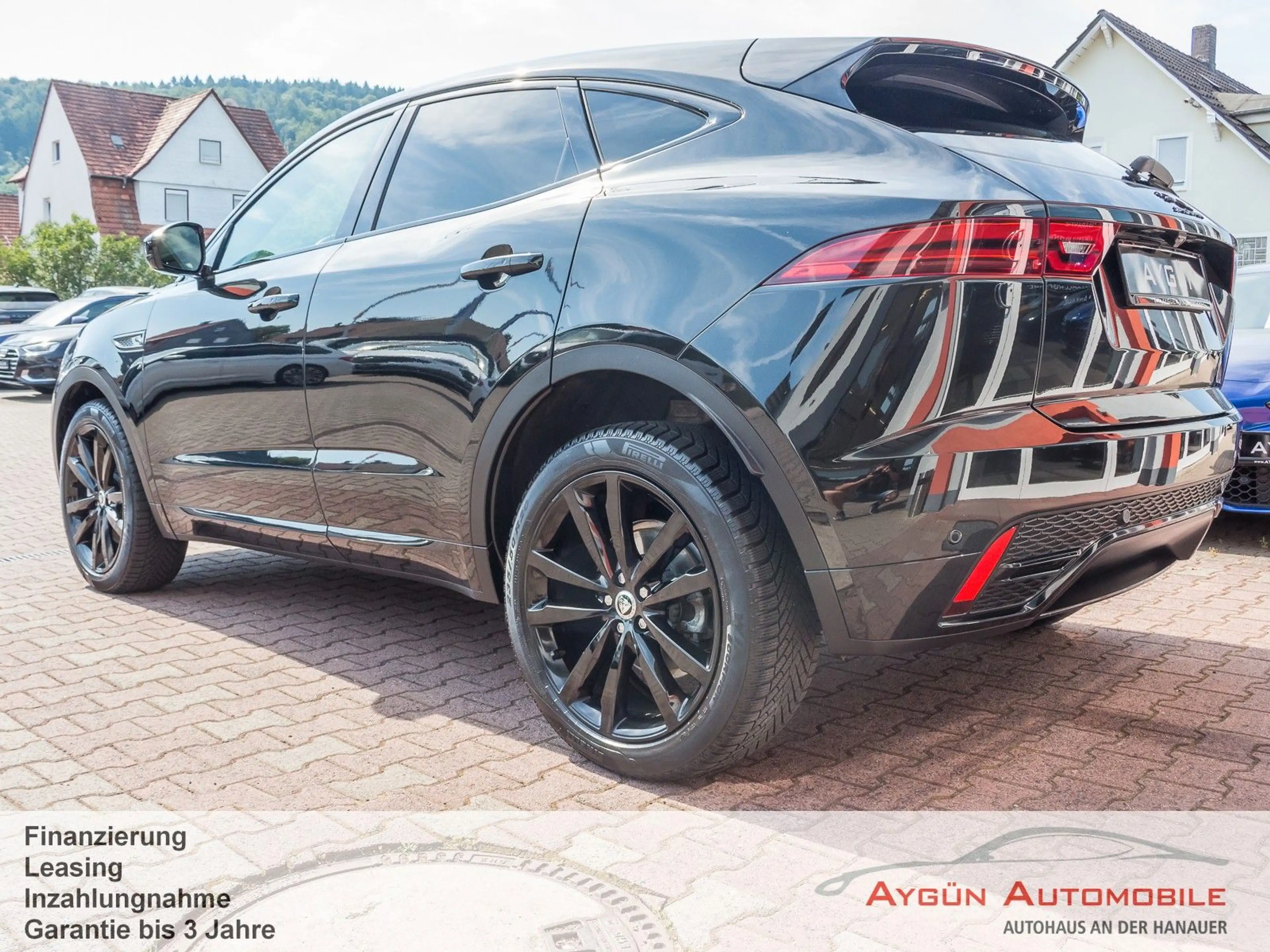 Jaguar E-Pace E-PACE D200 R-Dynamic HSE*Panorama*Winter-Paket — photo 11