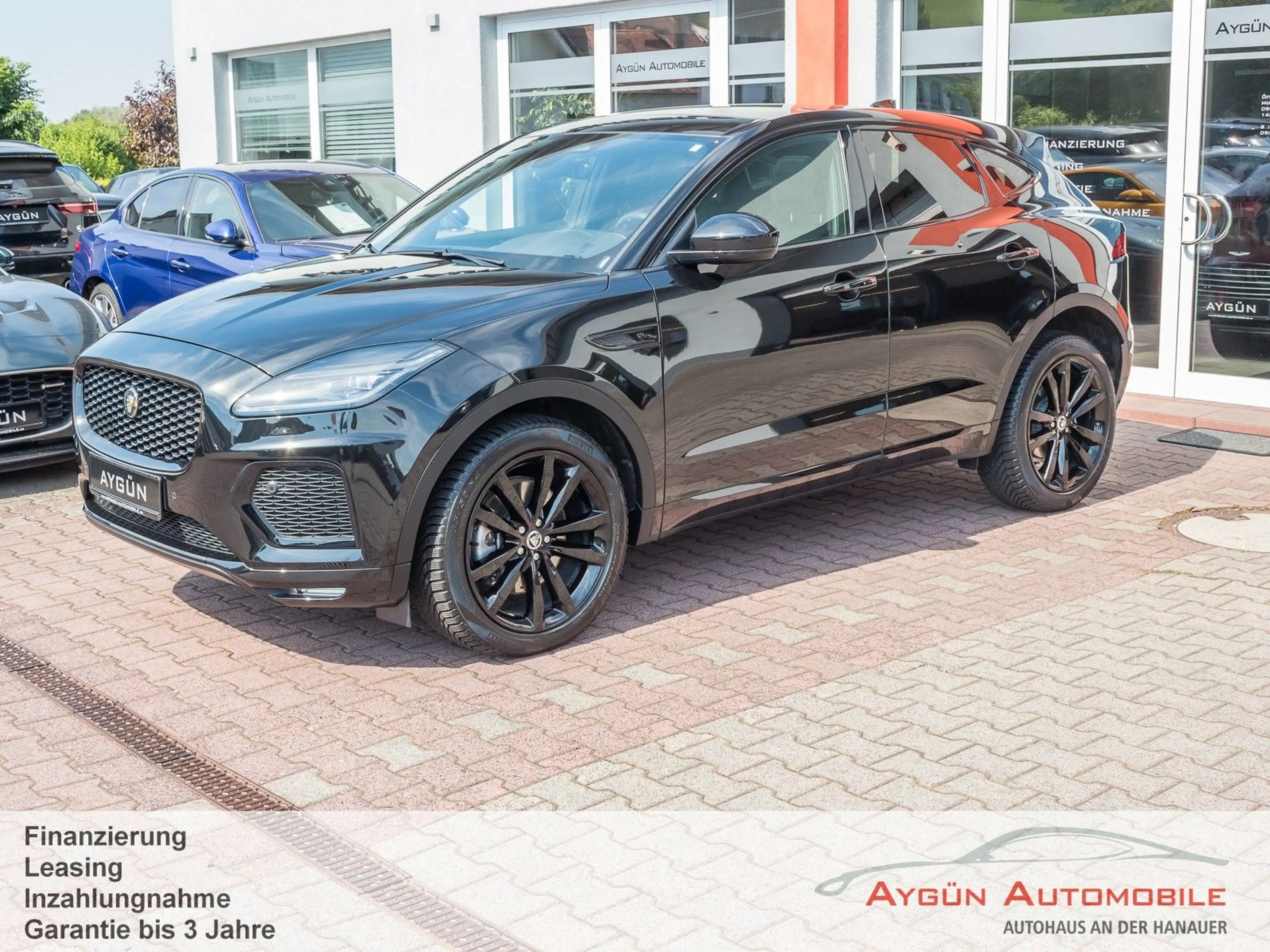 Jaguar E-Pace E-PACE D200 R-Dynamic HSE*Panorama*Winter-Paket — photo 2