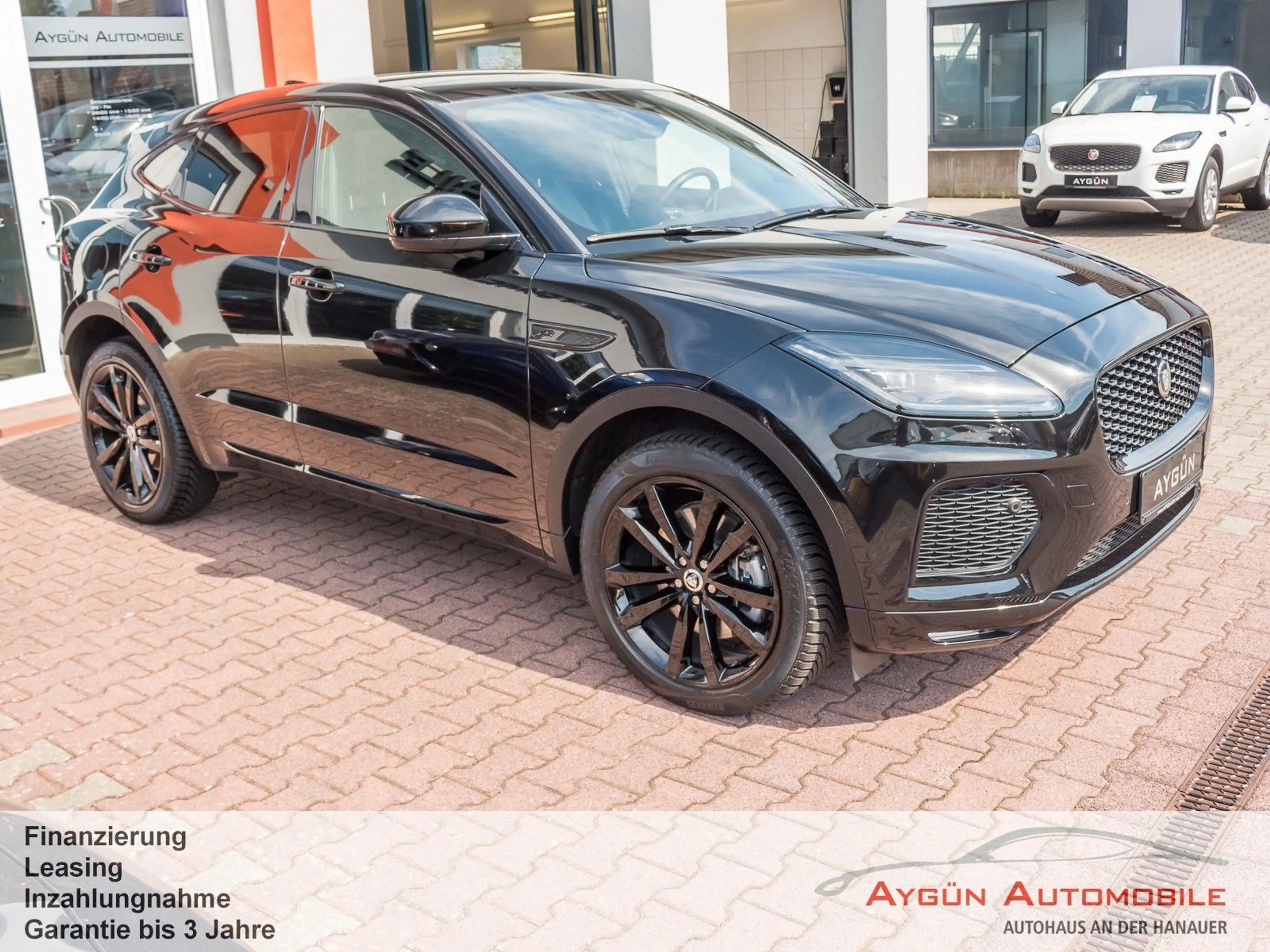 Jaguar E-Pace E-PACE D200 R-Dynamic HSE*Panorama*Winter-Paket — photo 8