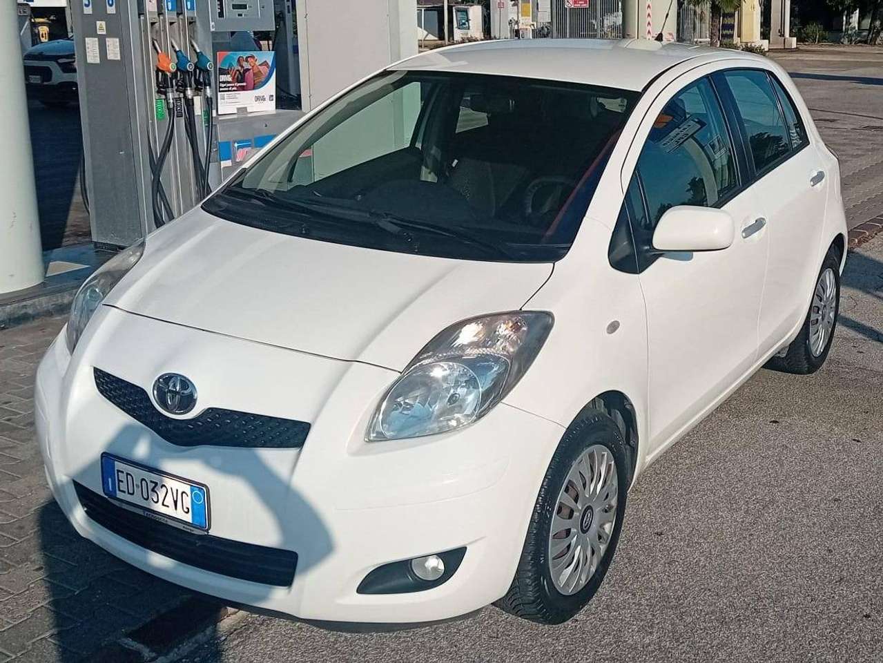 Toyota Yaris Yaris II 2005 5p 1.0 Sol c/vsc trc