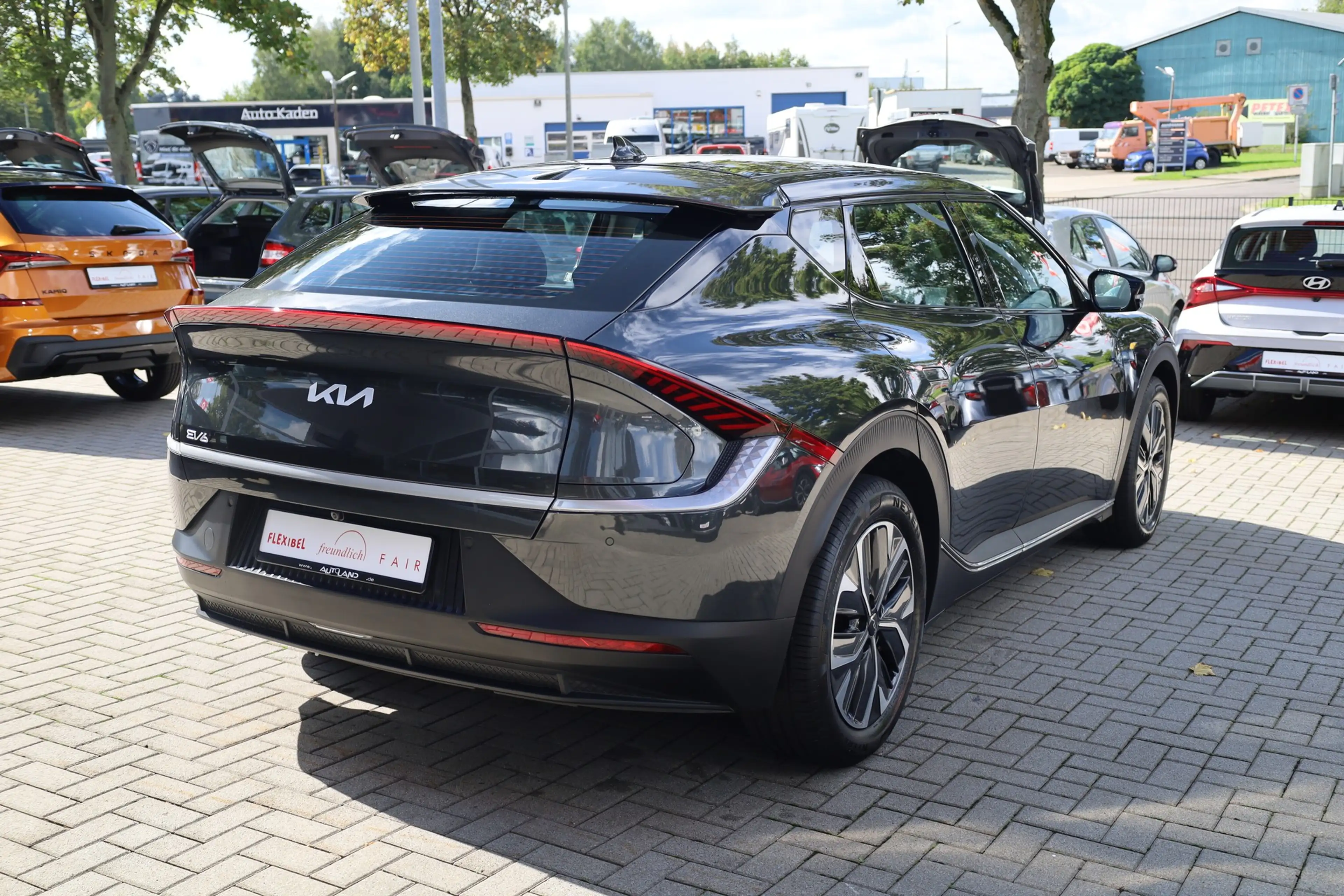 Kia EV6 2WD LED Navi ACC Spurhalte Android Apple PDC — photo 6