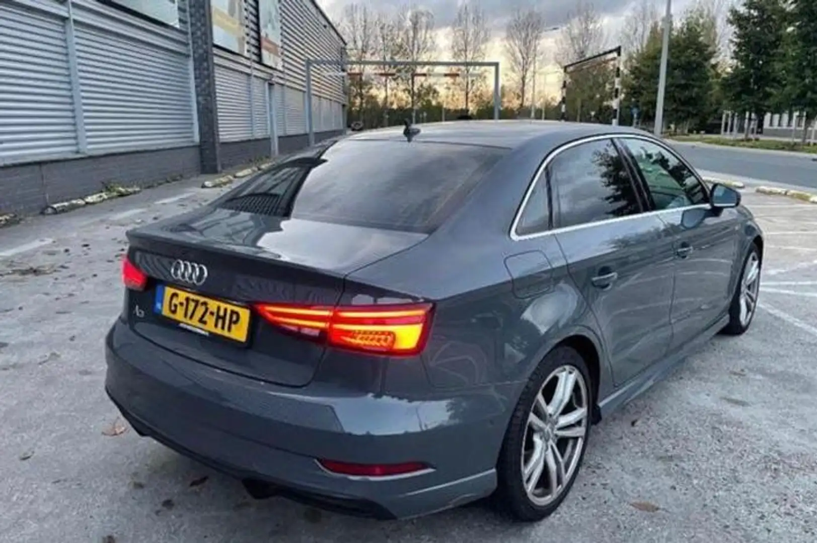 Audi A3 2.0 TDI Limousine S tronic sport - 1