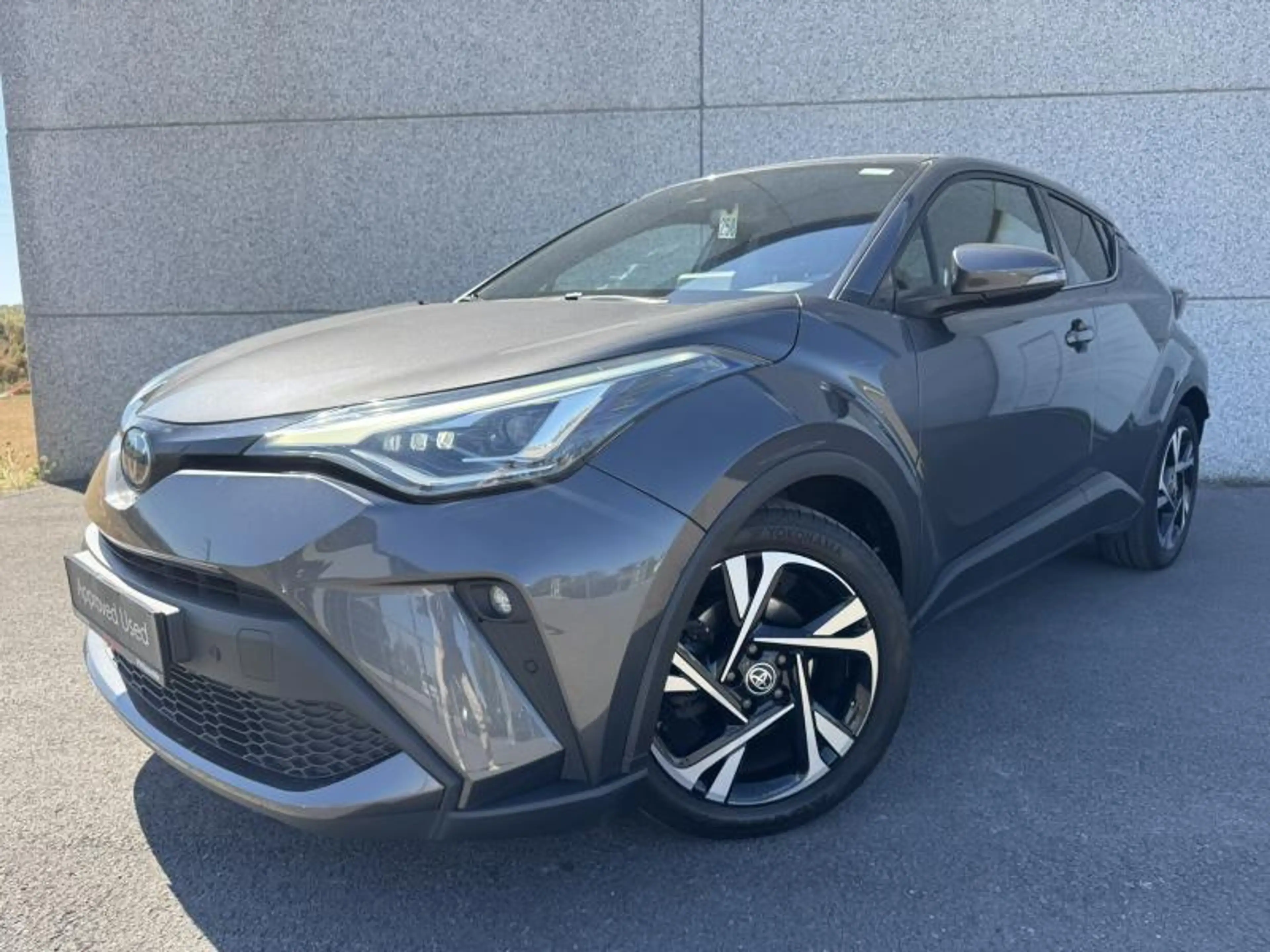 Toyota C-HR 1.8 Hybrid CVT C-LUB Mono-Tone + Visibility Pack — photo 3