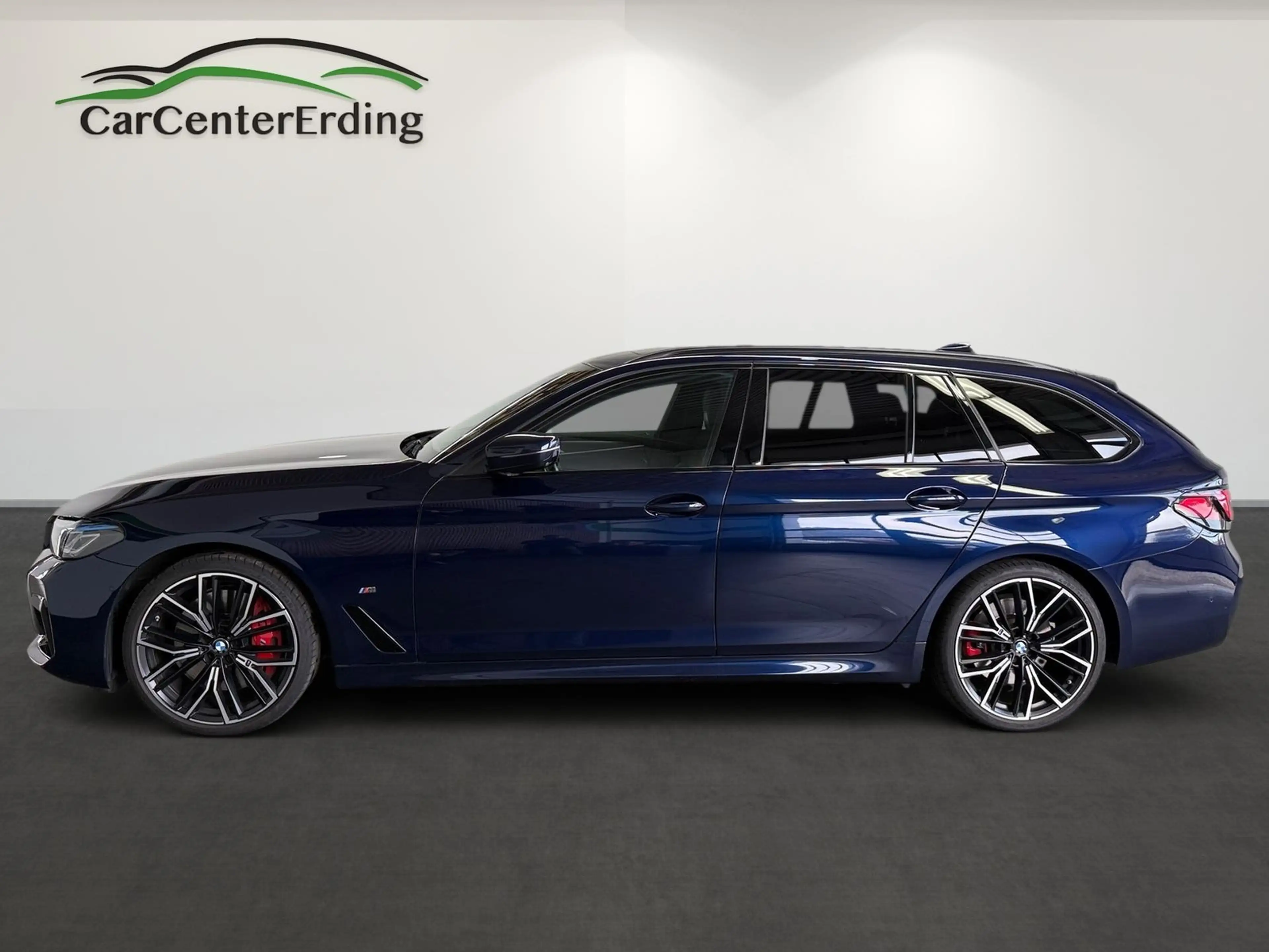 BMW 540 iTxDrive*M Sport*Laser*ACC*360*Pano*AHK*H&K* — photo 6