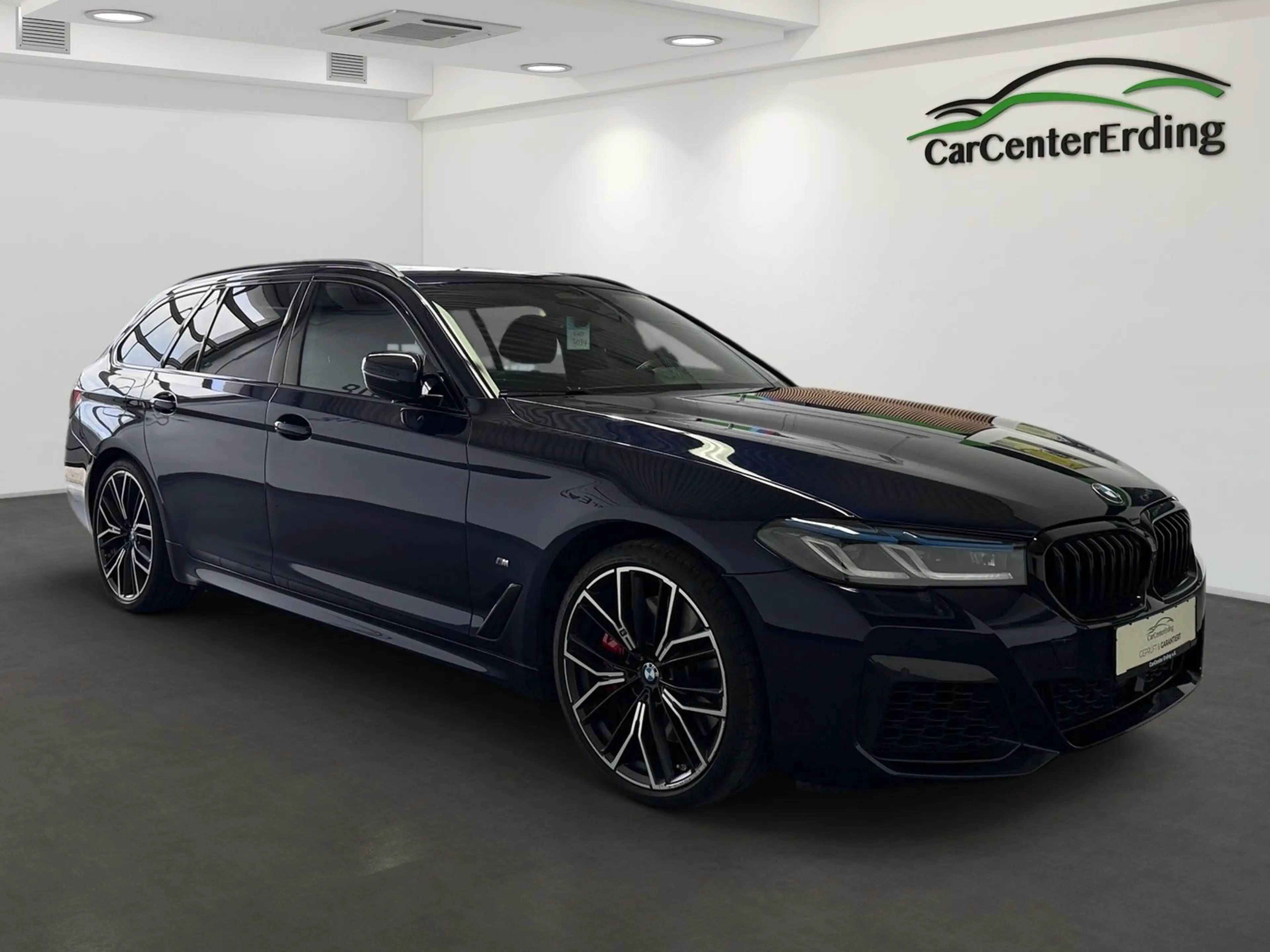 BMW 540 iTxDrive*M Sport*Laser*ACC*360*Pano*AHK*H&K* — photo 2