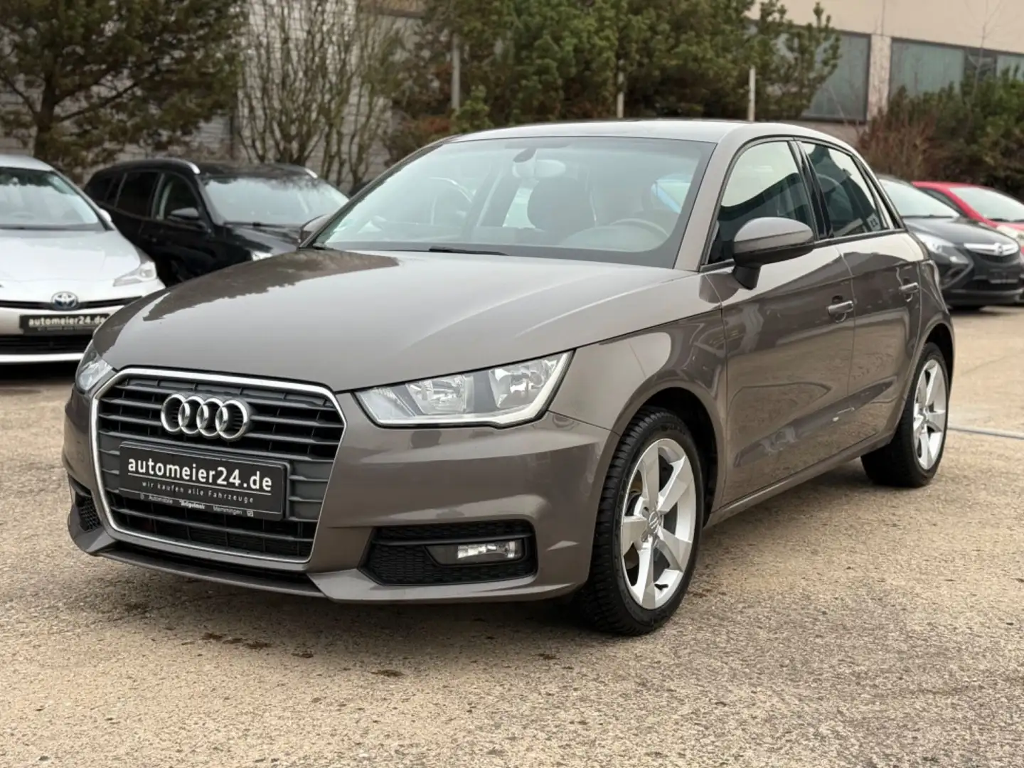 Audi A1 Sportback sport *Navi*Klima* Braun - 1