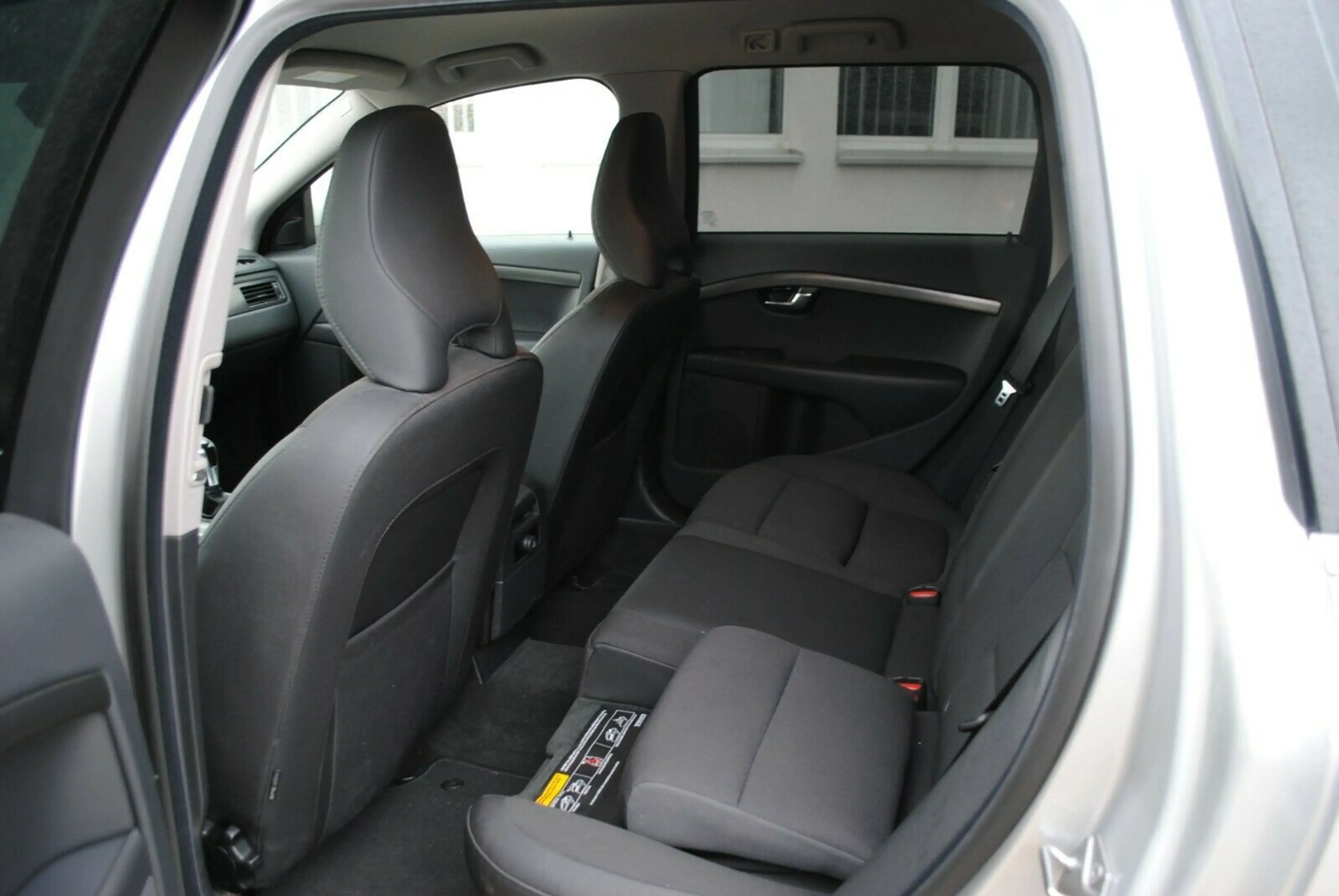 Volvo V70 D3 Linje Classic B-Xenon*Navi*Tempomat — photo 4