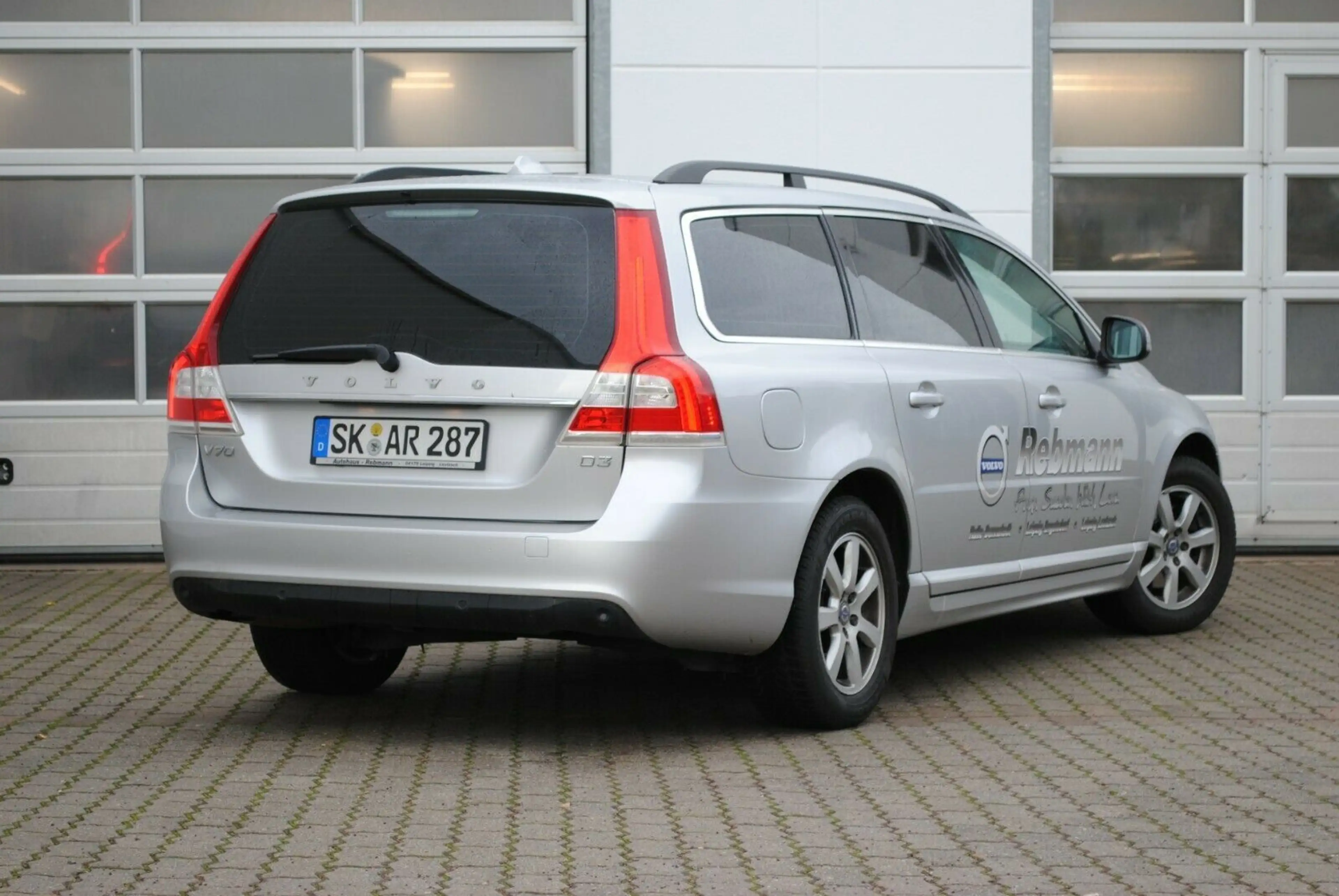 Volvo V70 D3 Linje Classic B-Xenon*Navi*Tempomat — photo 2