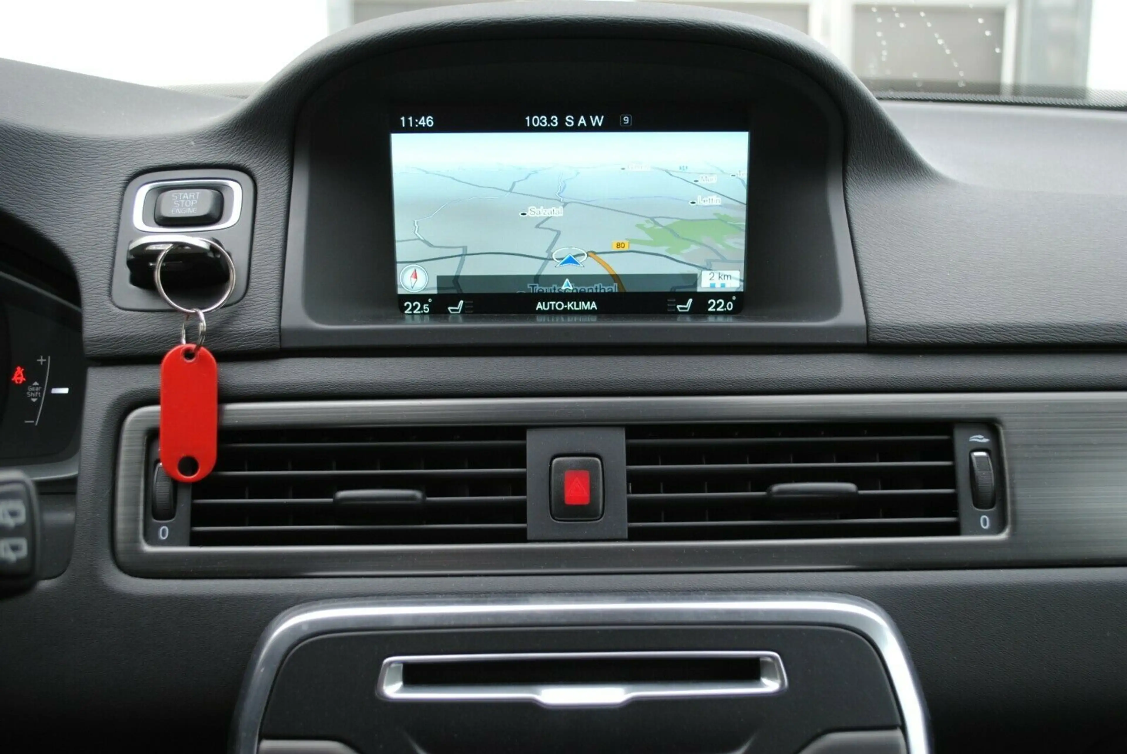 Volvo V70 D3 Linje Classic B-Xenon*Navi*Tempomat — photo 13