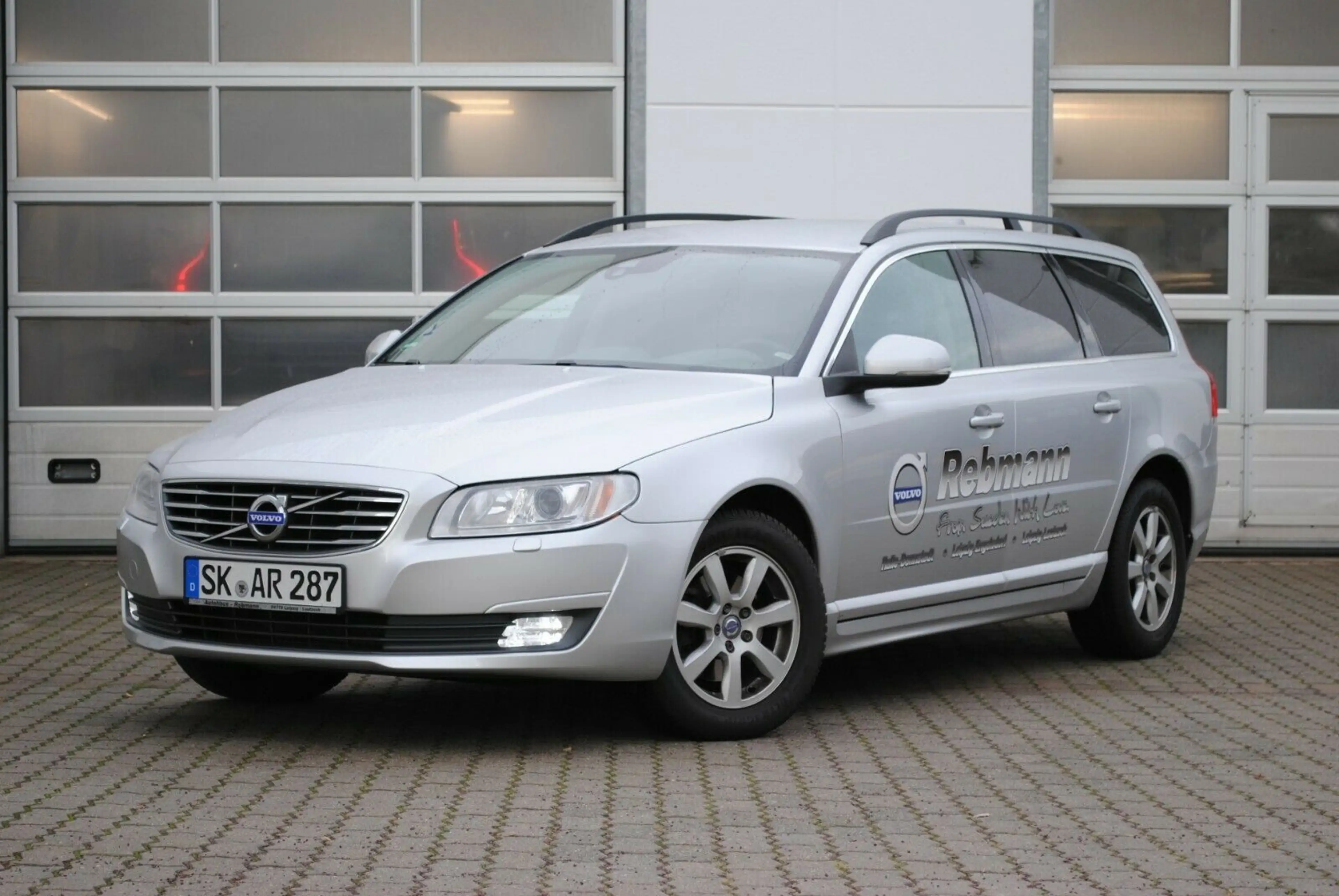 Volvo V70 D3 Linje Classic B-Xenon*Navi*Tempomat — photo 15