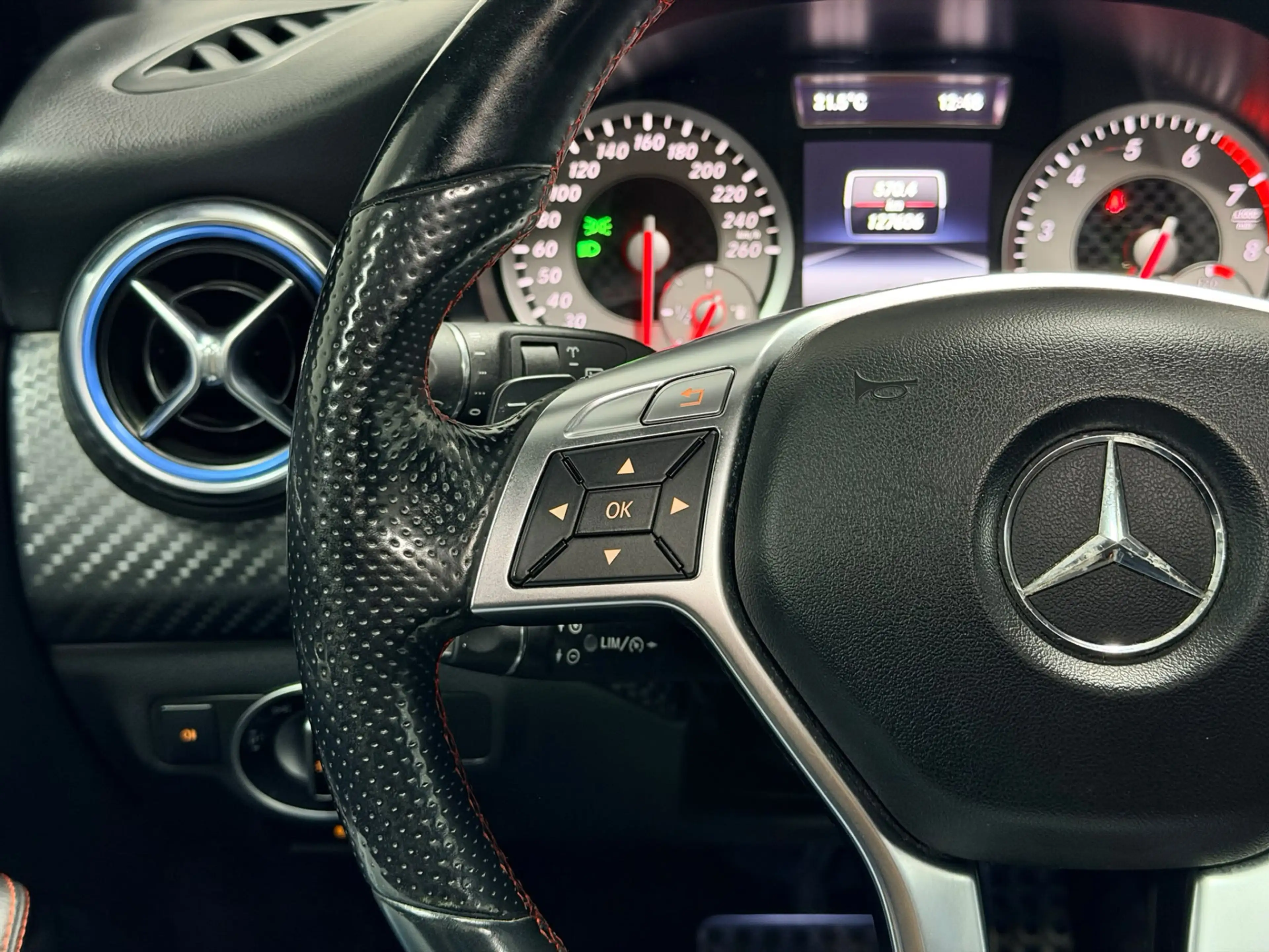 Mercedes-Benz A 180 Ambition | PANO | NL AUTO | AMG | — photo 17