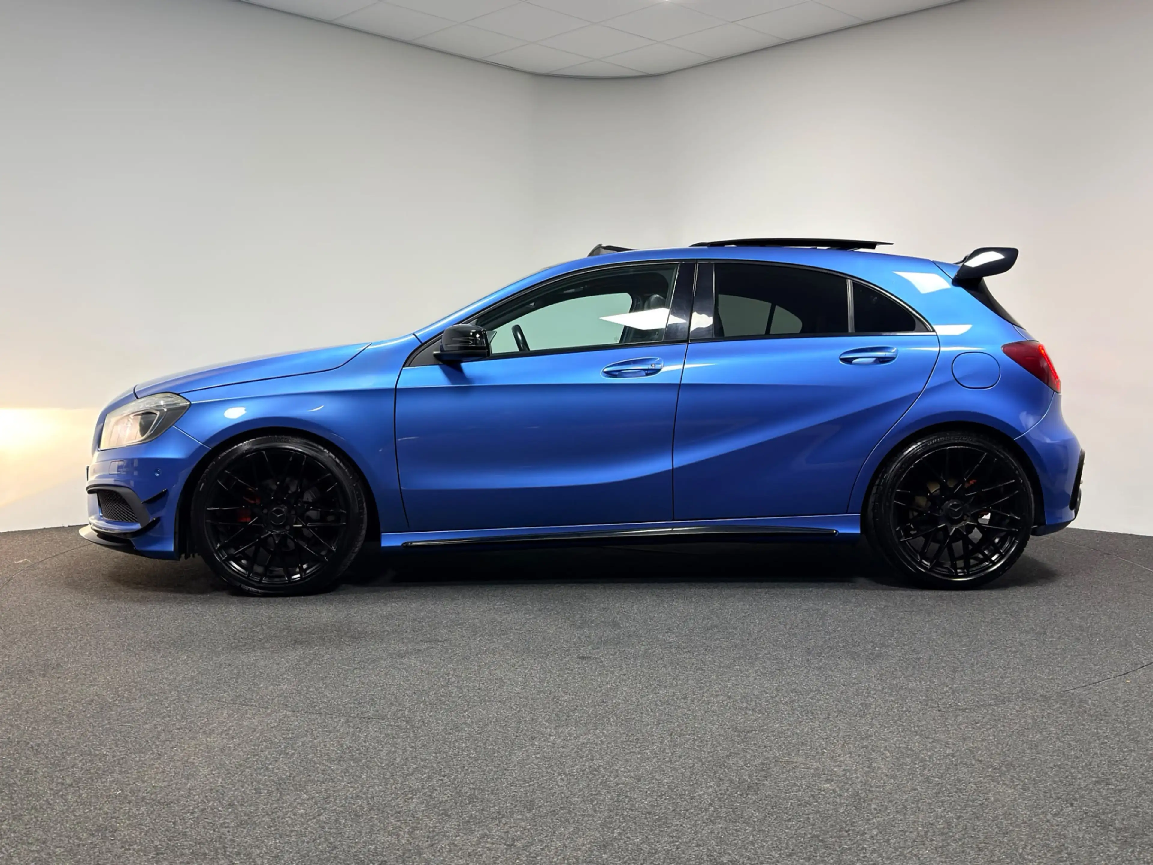 Mercedes-Benz A 180 Ambition | PANO | NL AUTO | AMG | — photo 4