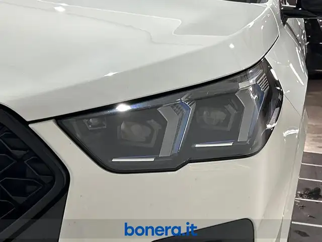 BMW X2 view 12