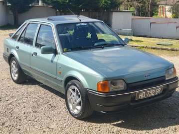 Escort 1.8 D Ghia