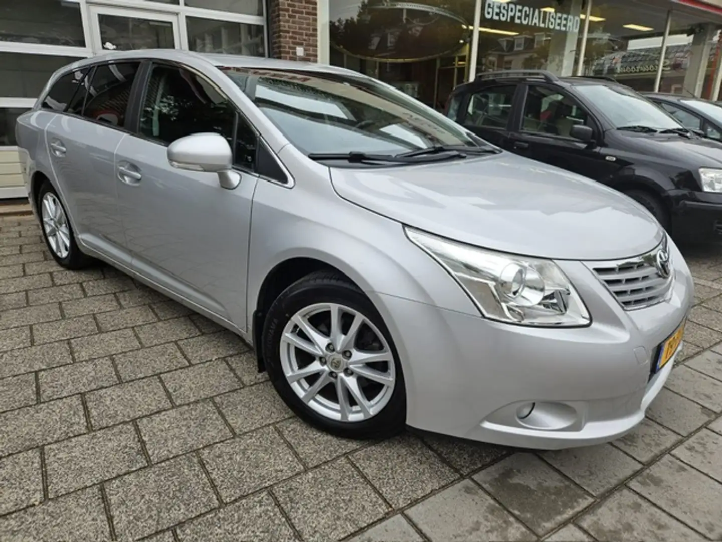 Toyota Avensis Wagon 1.8 VVTi Business 61183 km !!!!! Grijs - 2